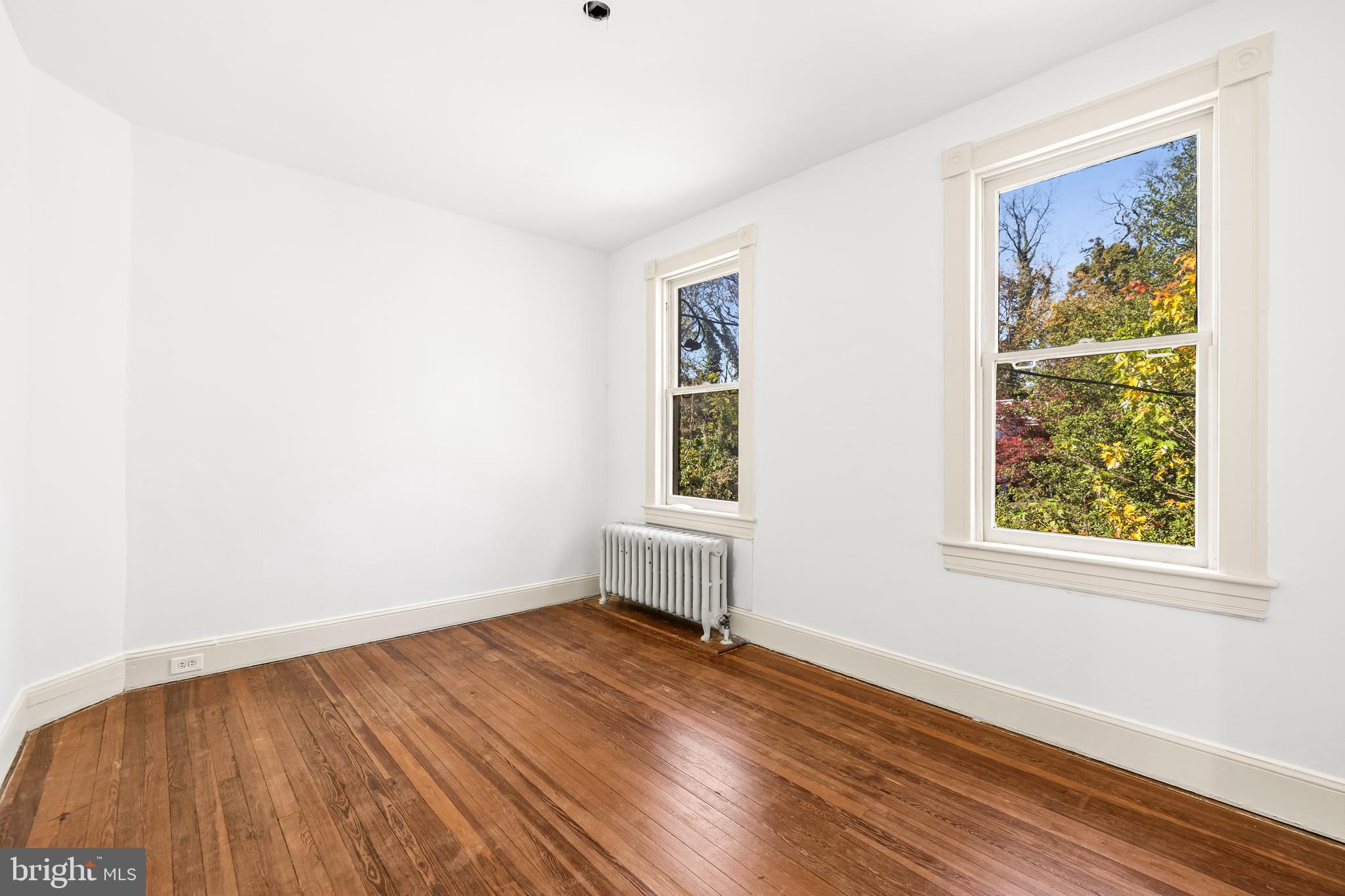 HAMILTON HEIGHTS - Residential Income