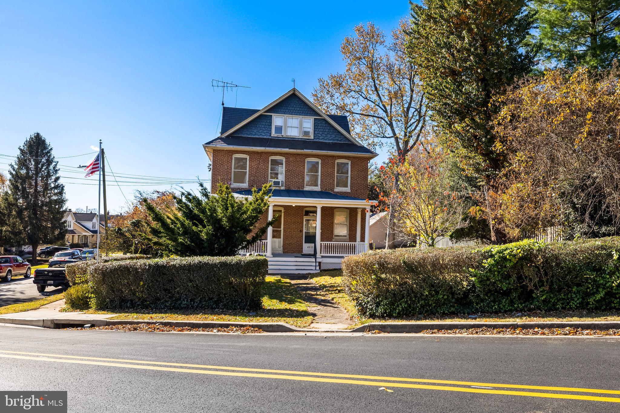 HAMILTON HEIGHTS - Residential Income
