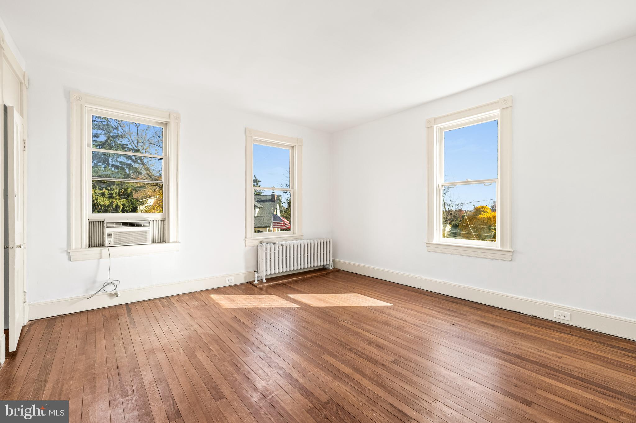 HAMILTON HEIGHTS - Residential Income