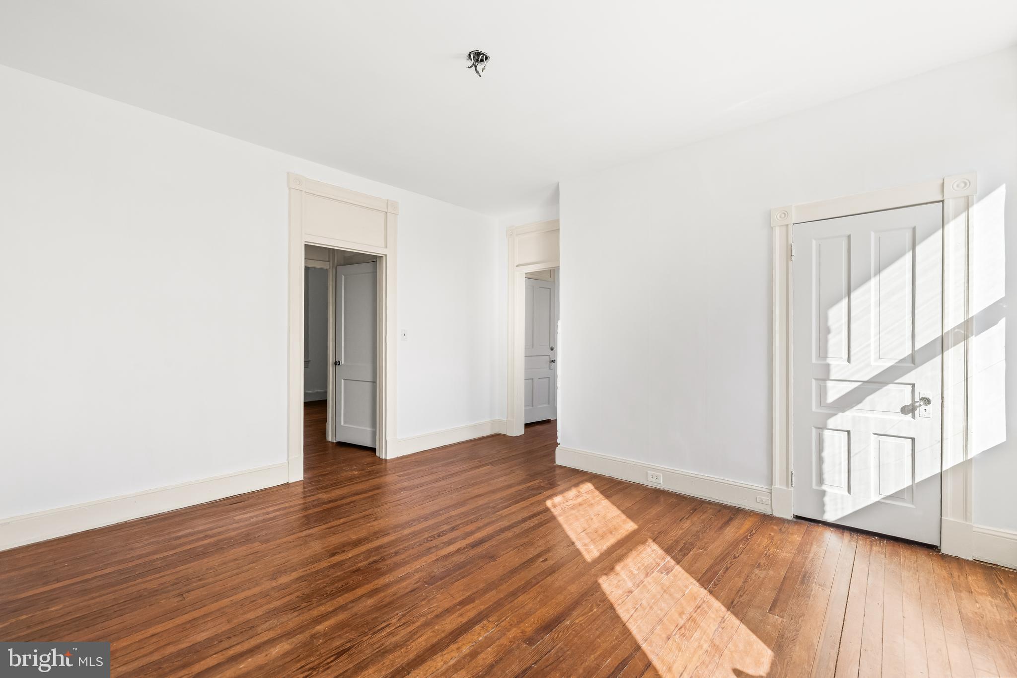 HAMILTON HEIGHTS - Residential Income