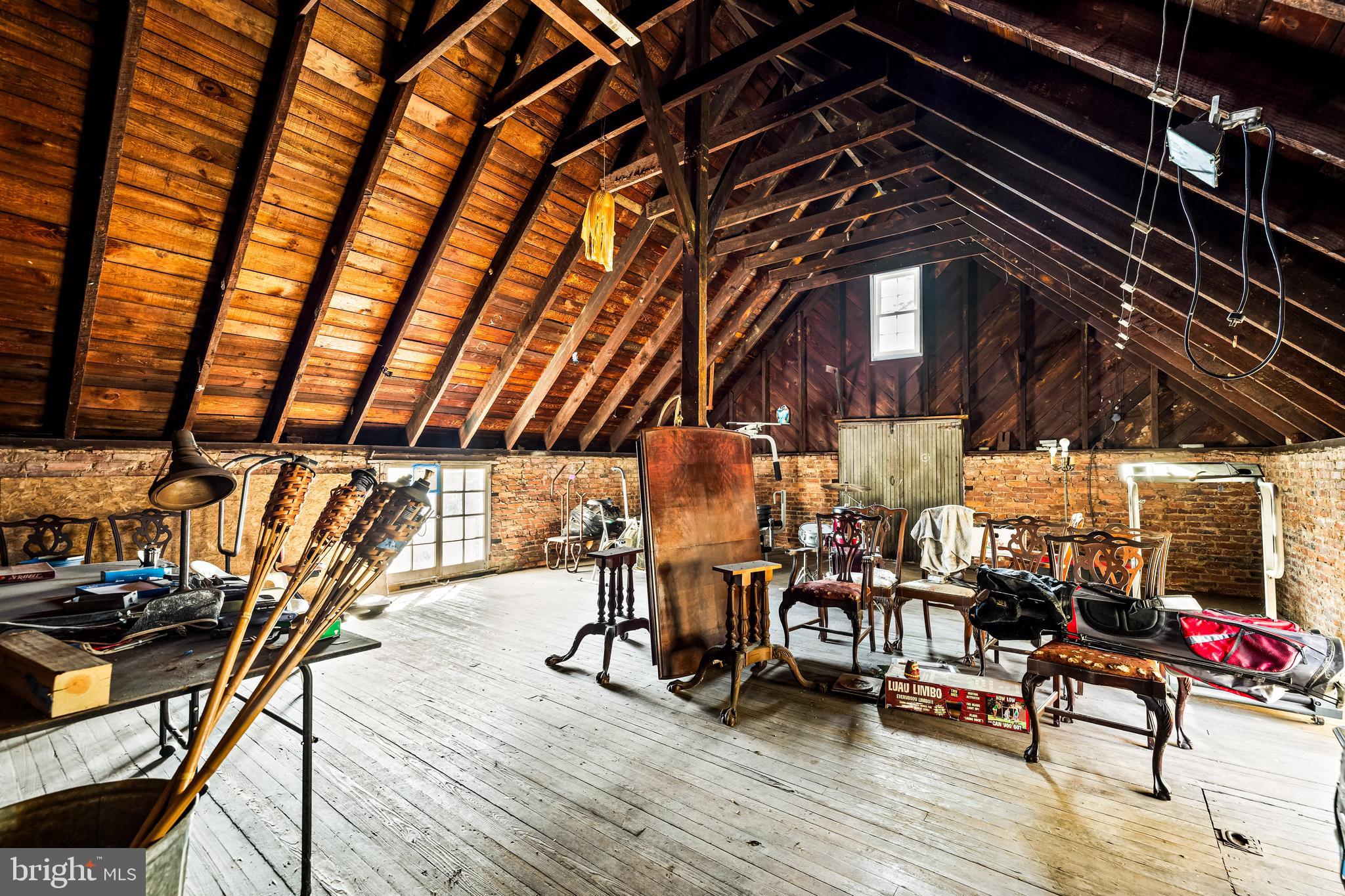 HAMILTON HEIGHTS - Residential Income