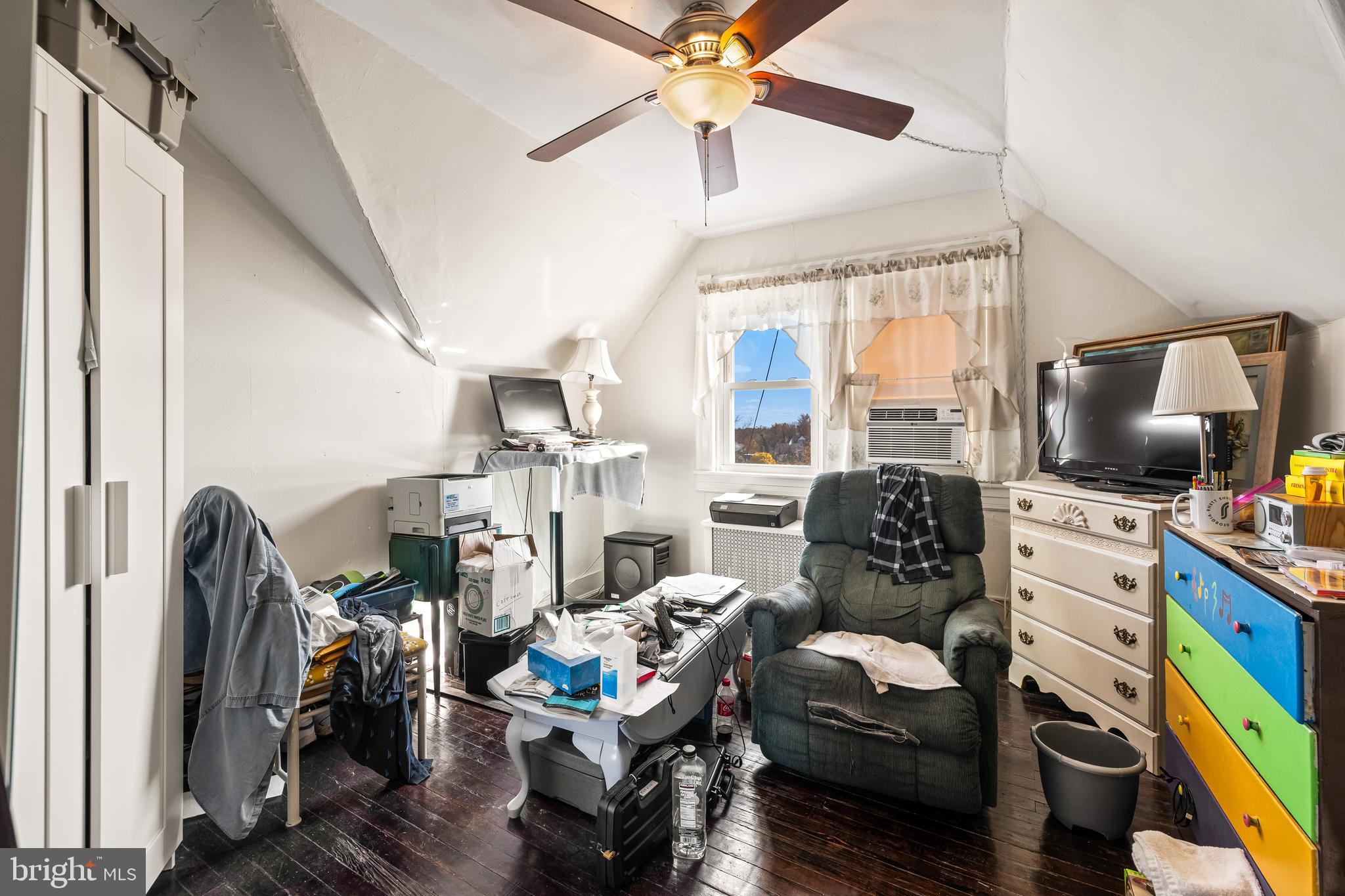 HAMILTON HEIGHTS - Residential Income