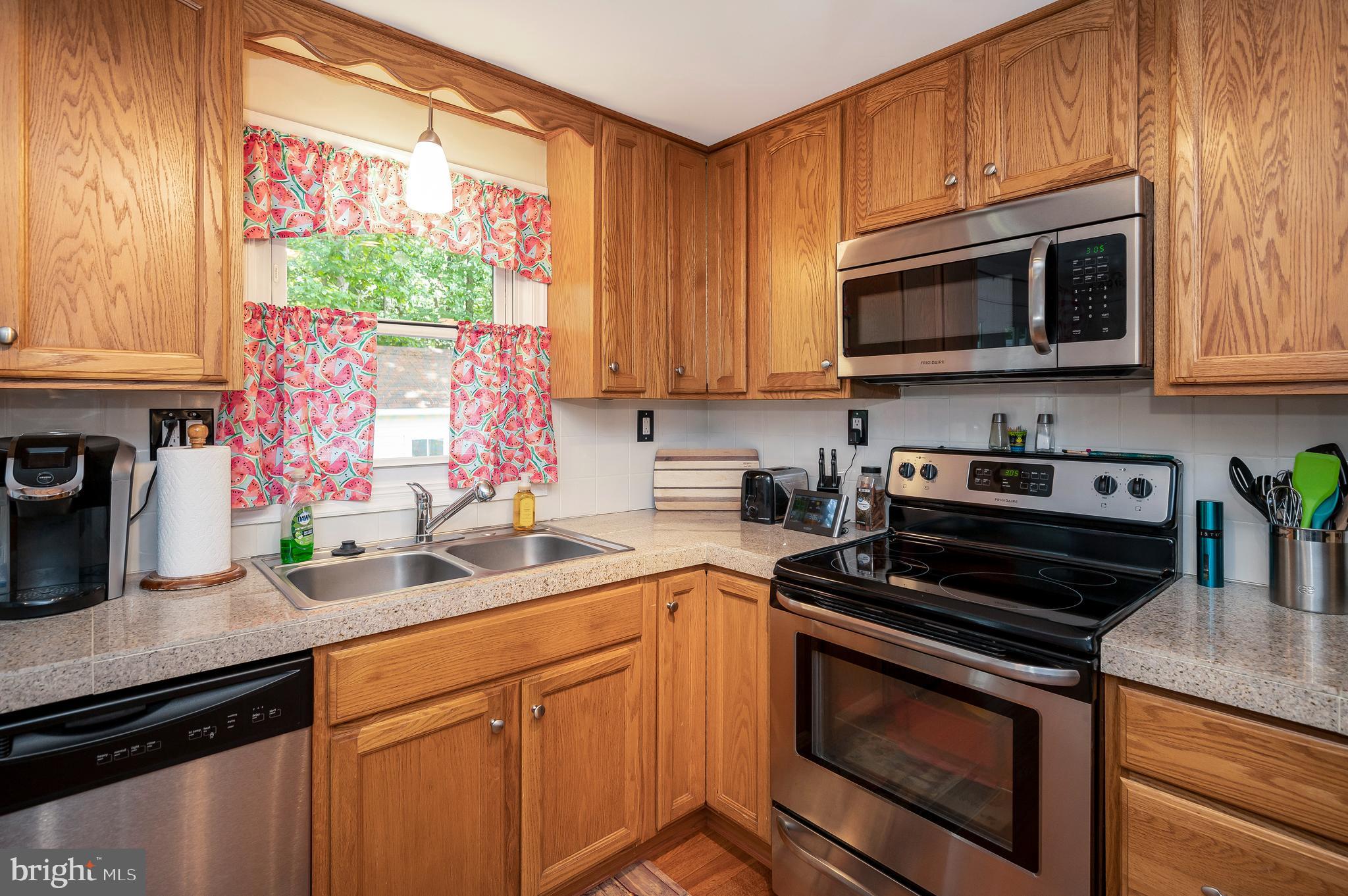 LORIELLA PARK ESTATES - Residential