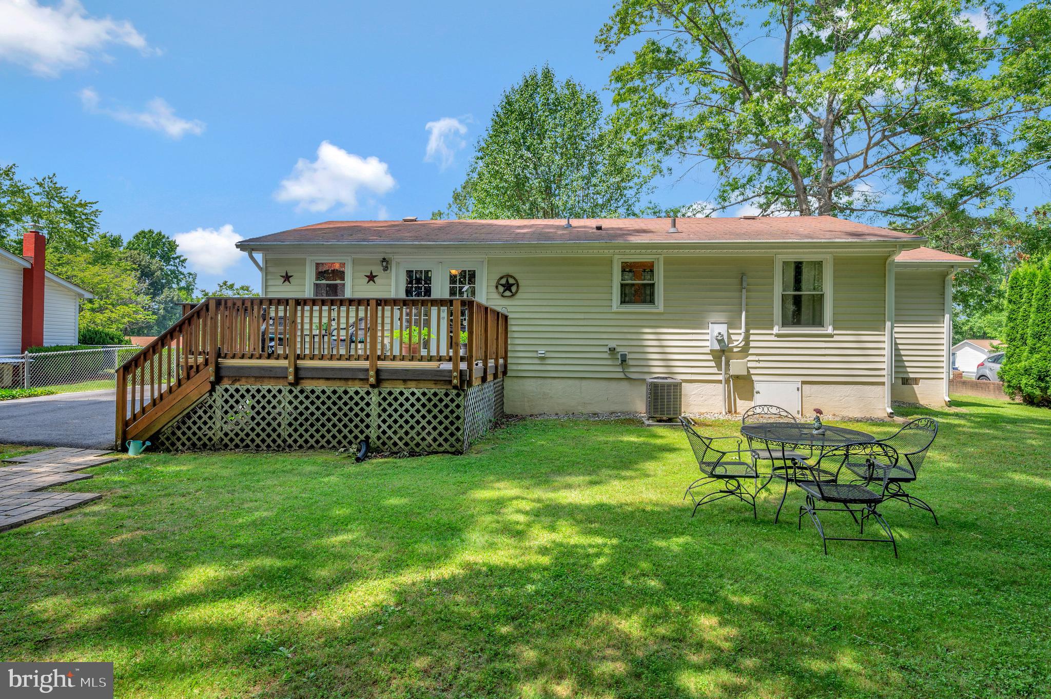 LORIELLA PARK ESTATES - Residential