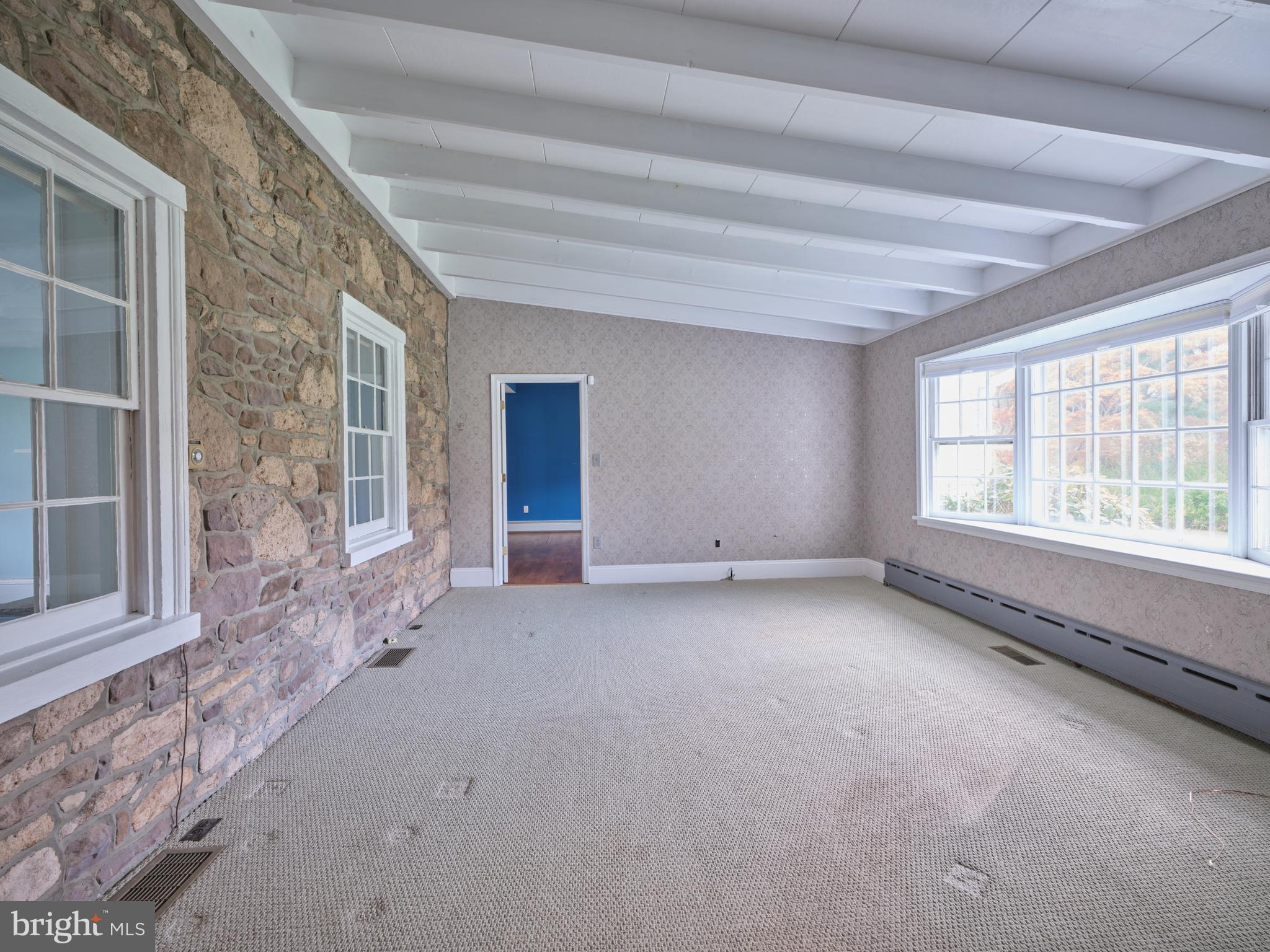 NON AVAILABLE - Residential