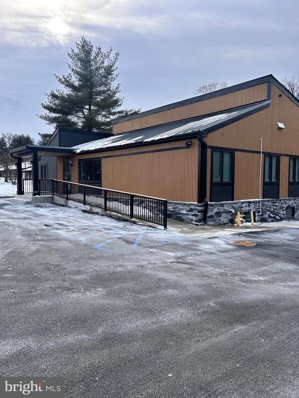 Photo of 325 E Street Road, FEASTERVILLE TREVOSE, PA 19053 (MLS # PABU2101356)