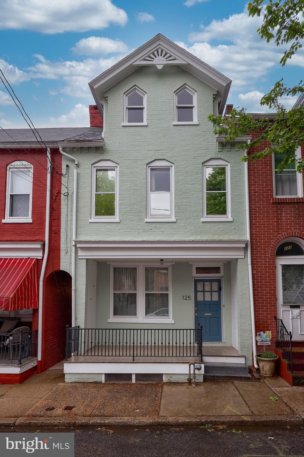 125 NEVIN STREET