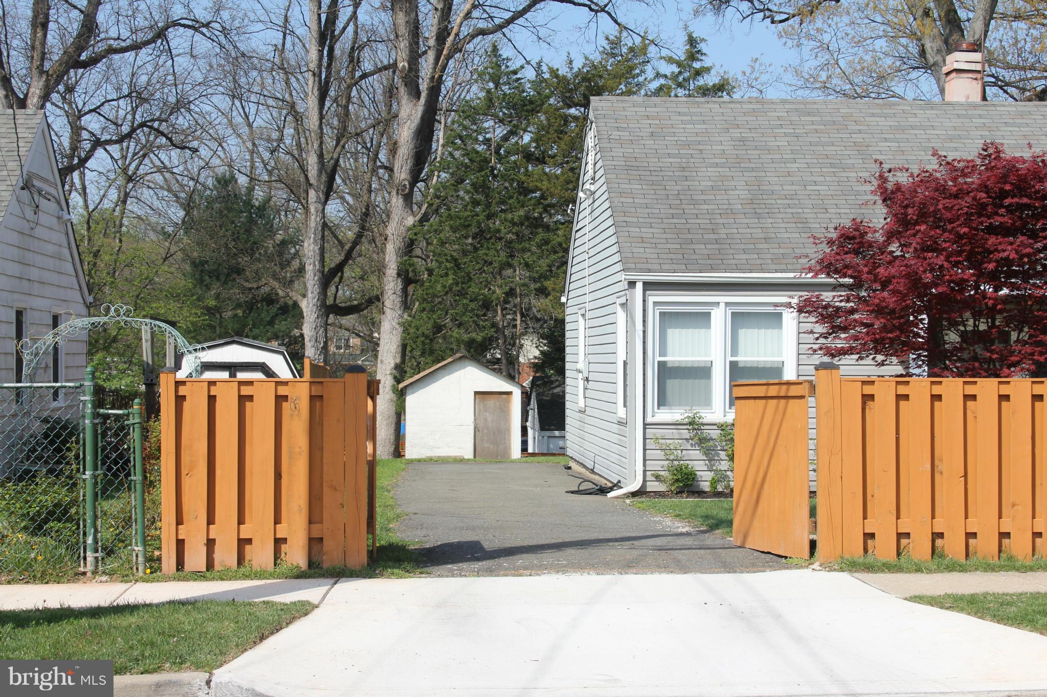 ANNALEE HEIGHTS - Residential