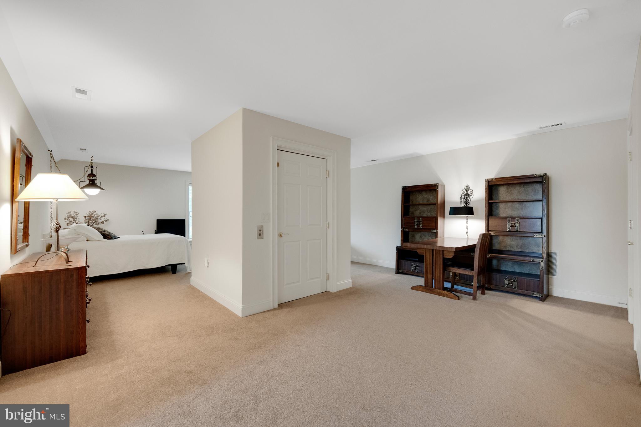 DELANCEY COURT - Residential