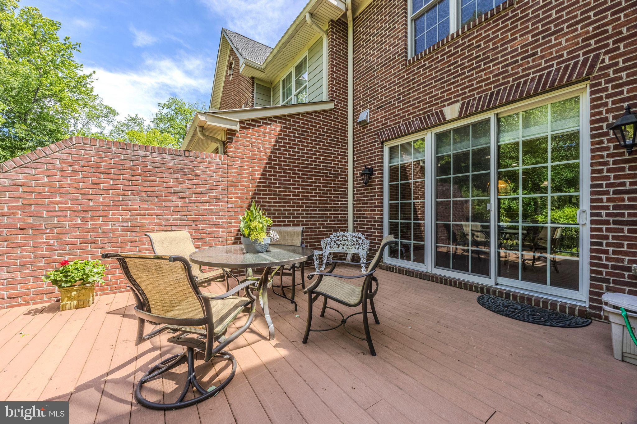 DELANCEY COURT - Residential