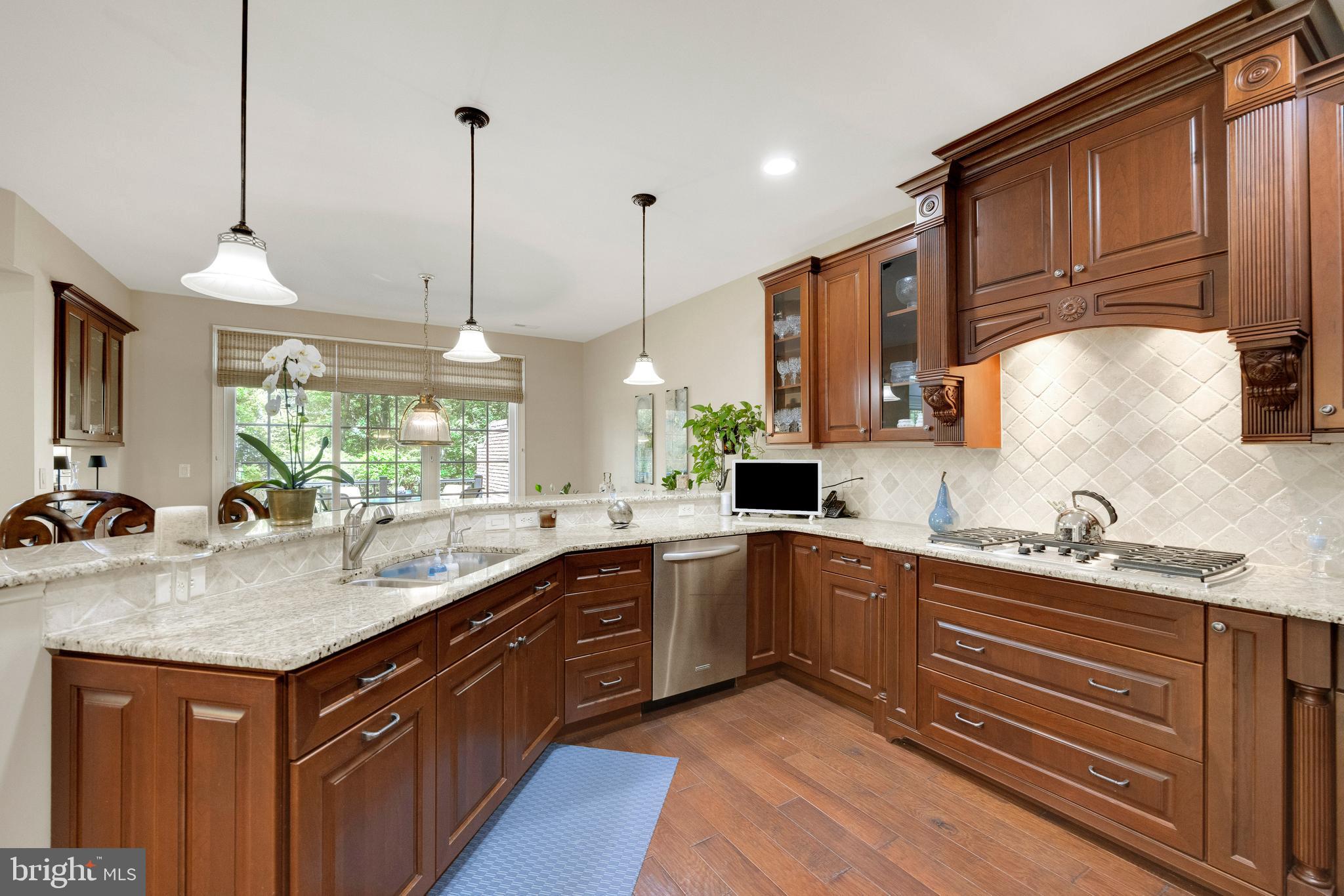 DELANCEY COURT - Residential