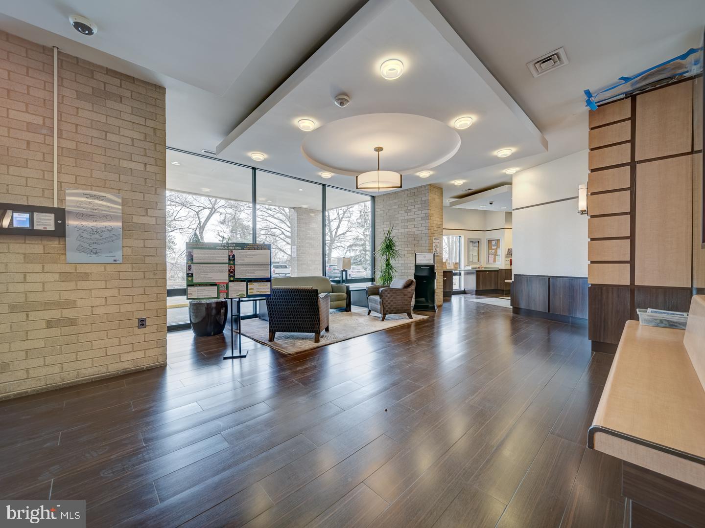 WATERGATE AT LANDMARK - Residential