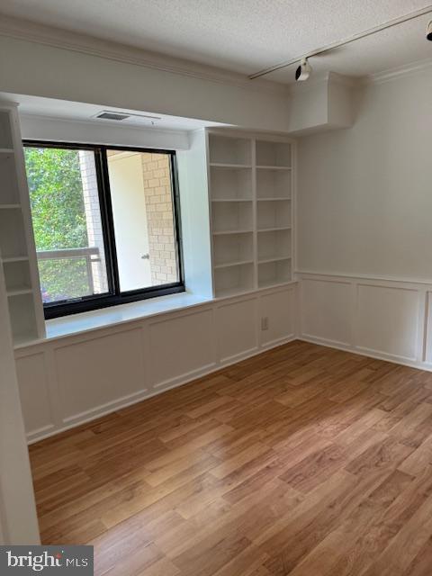 WATERGATE AT LANDMARK - Residential