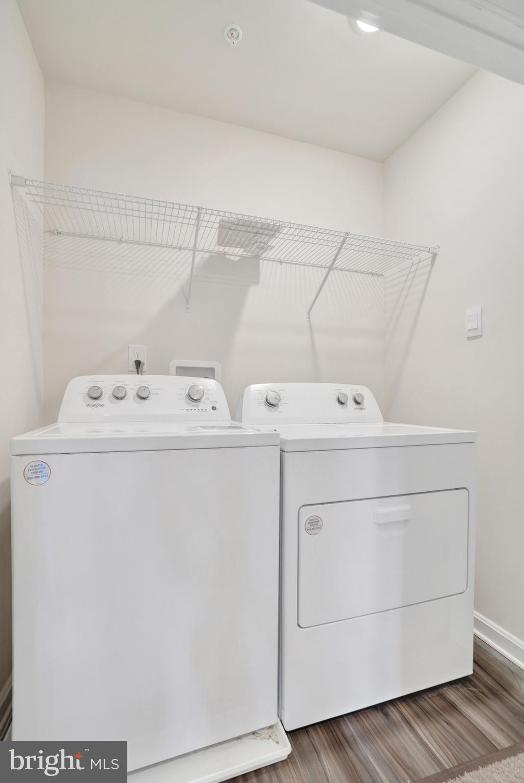 LOCUST RUN - Residential