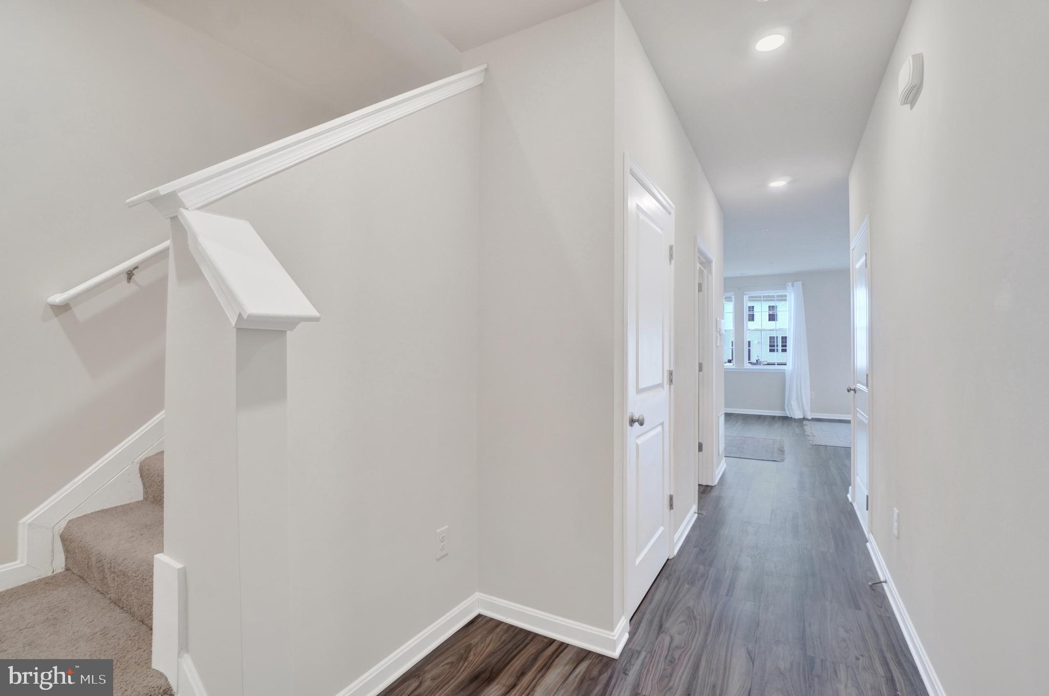 380 LOCUST RUN DRIVE