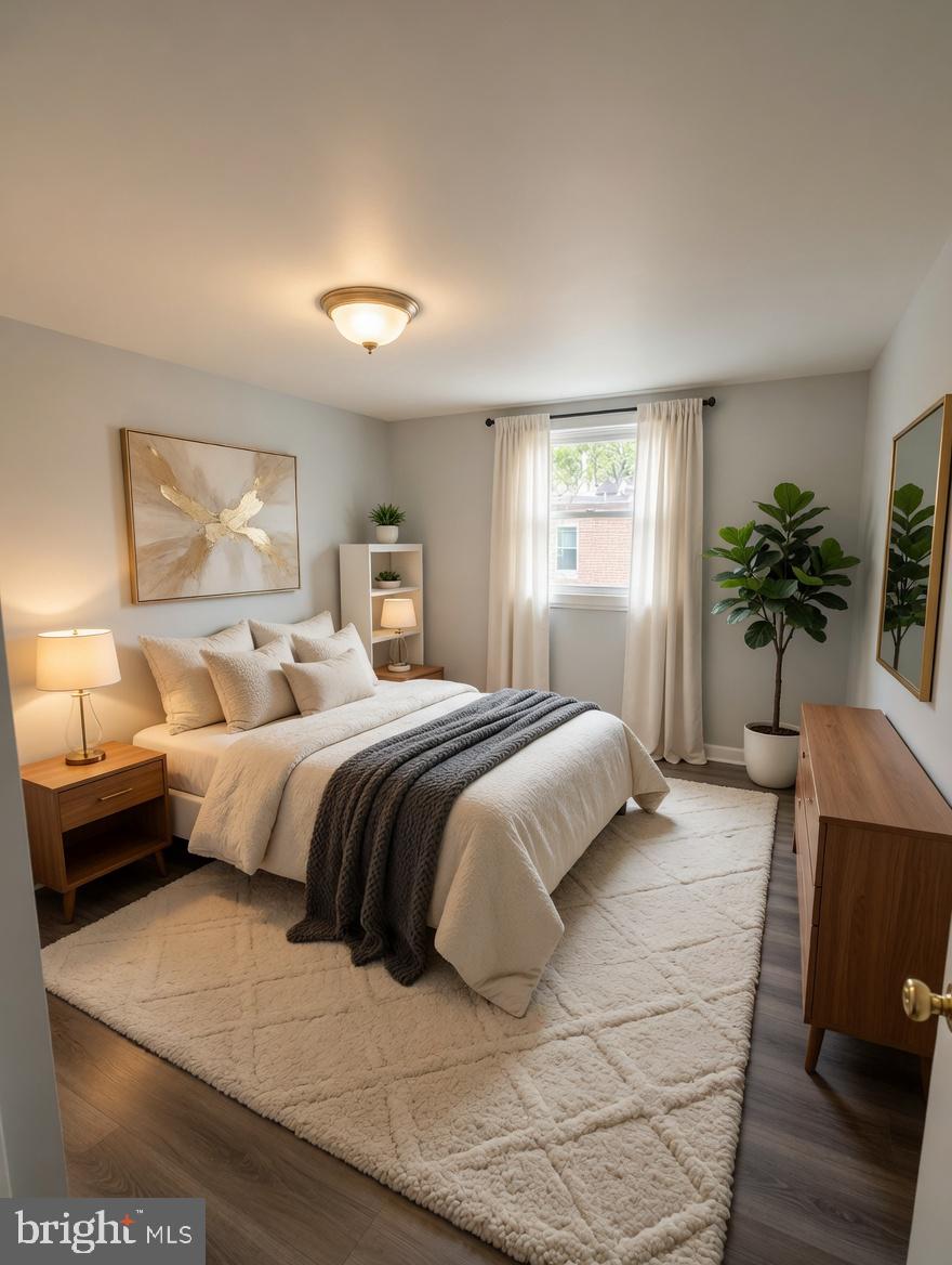 HOLLINS MARKET - Residential