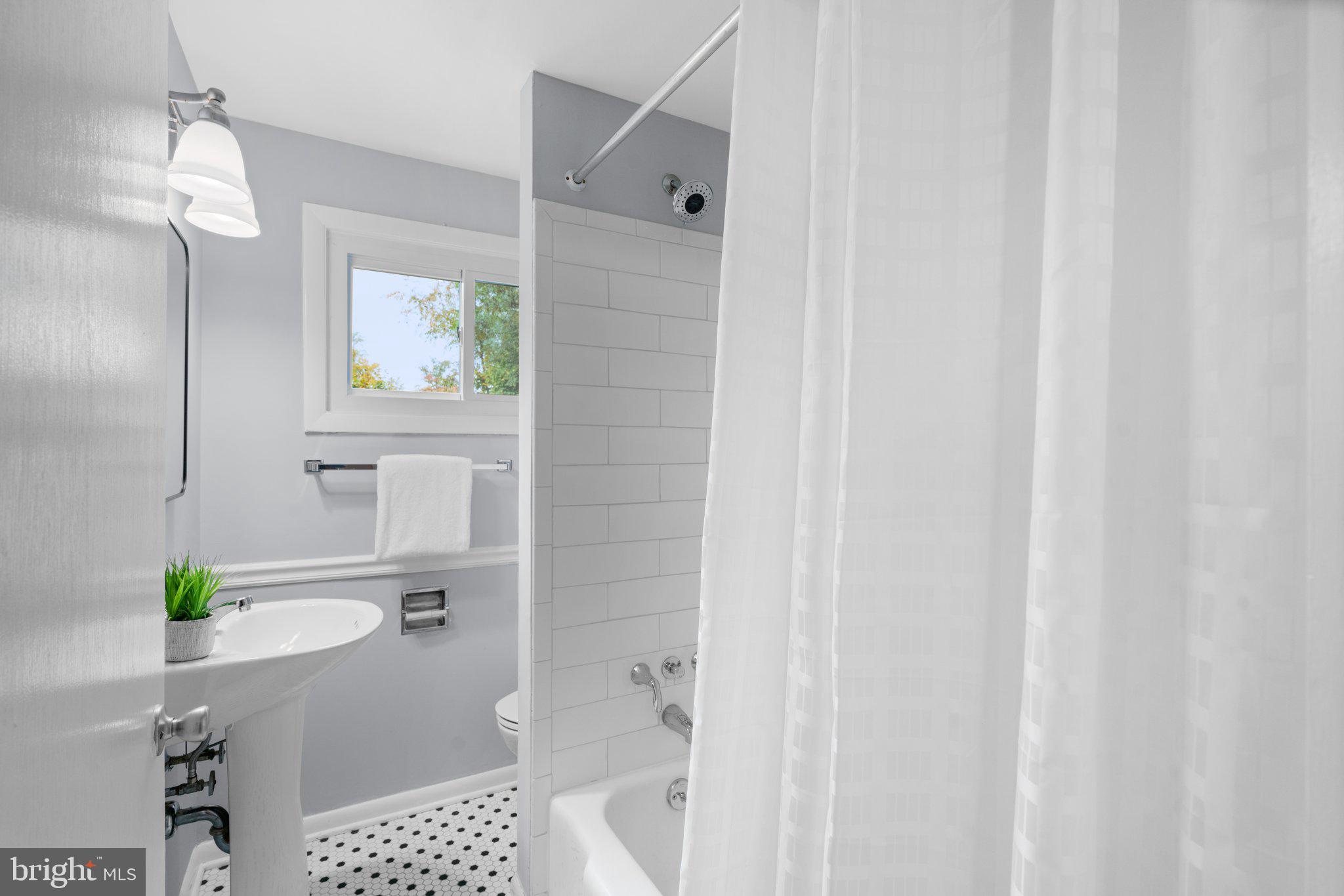 CATONSVILLE - Residential