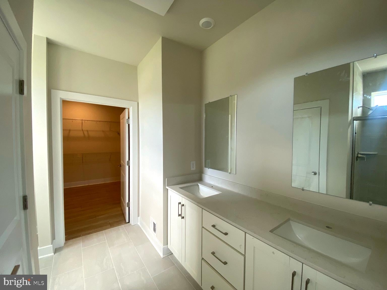 21228 HUNTERS PERCH CIRCLE