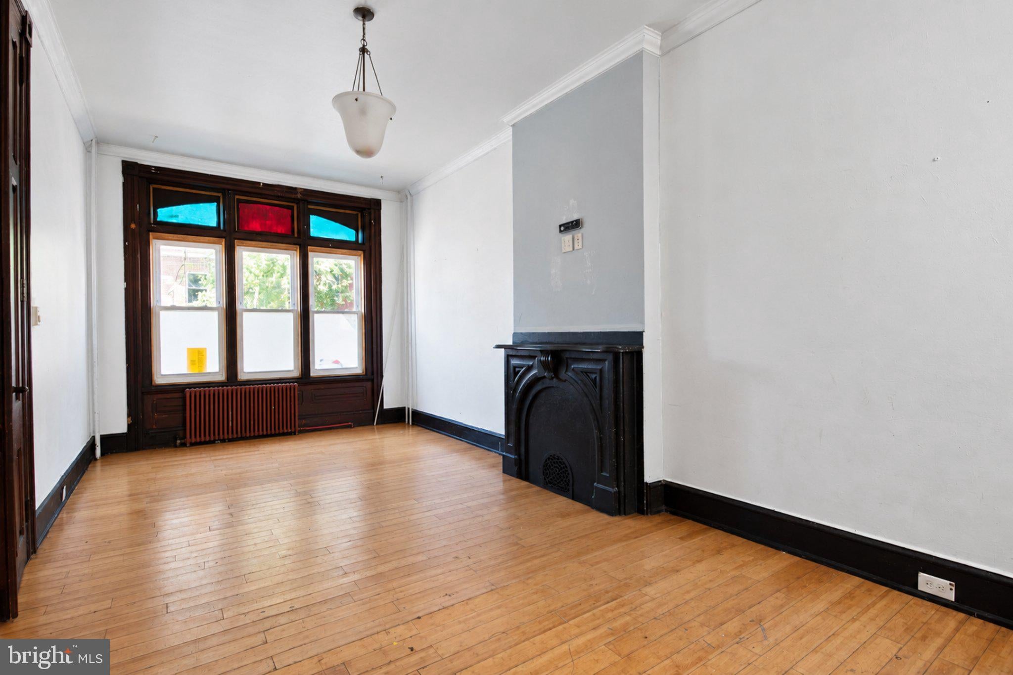 23 S 10TH STREET