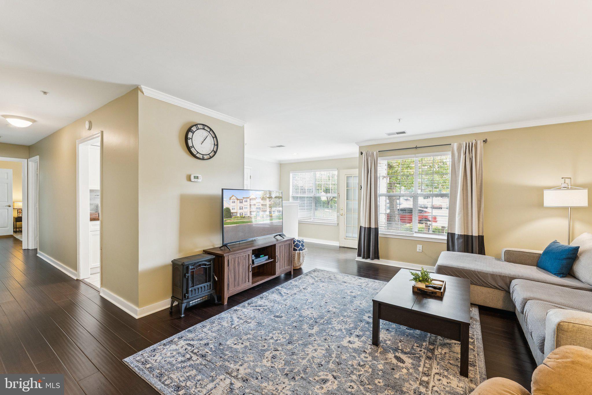 11002 KOMAN CIRCLE 104