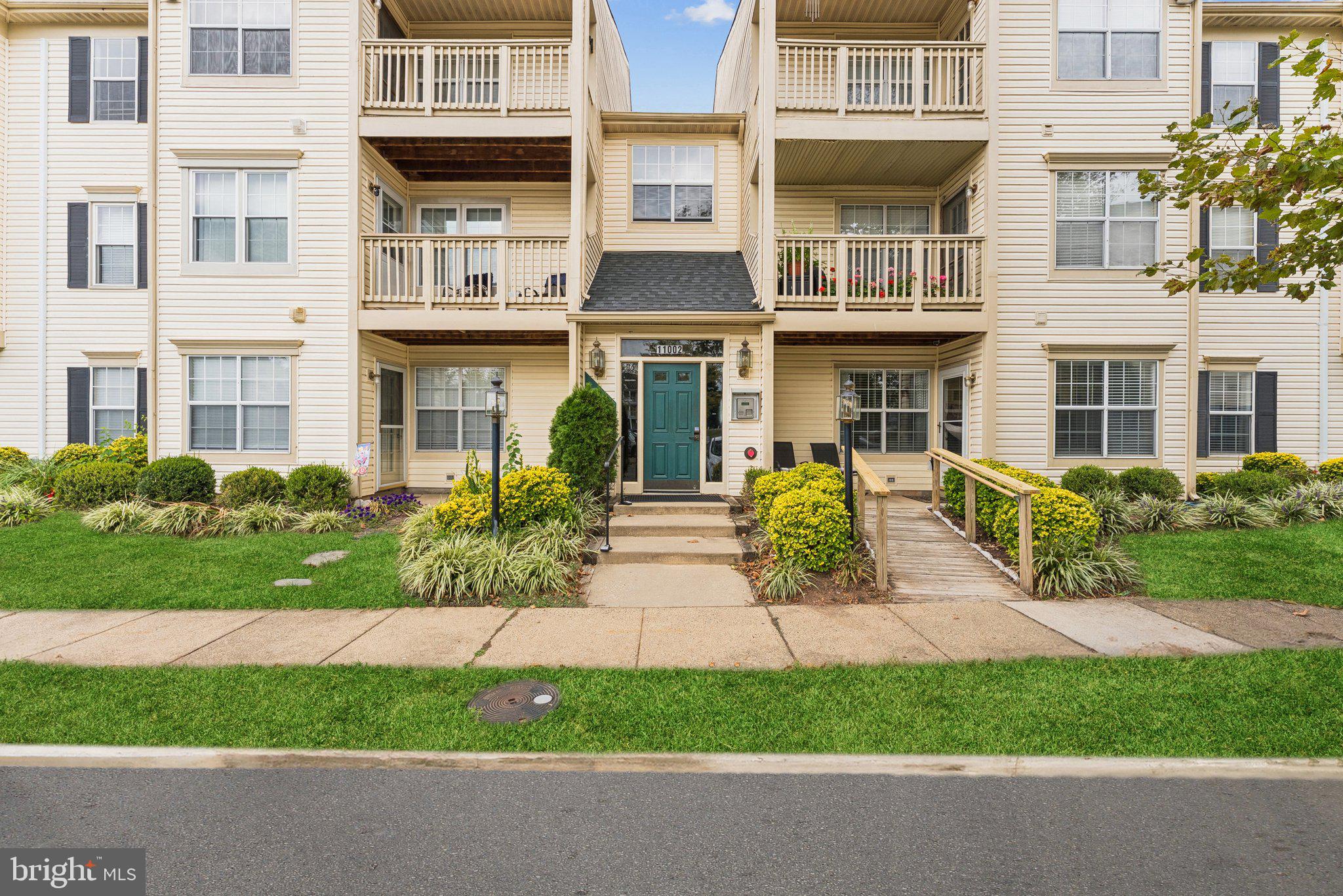 11002 KOMAN CIRCLE 104