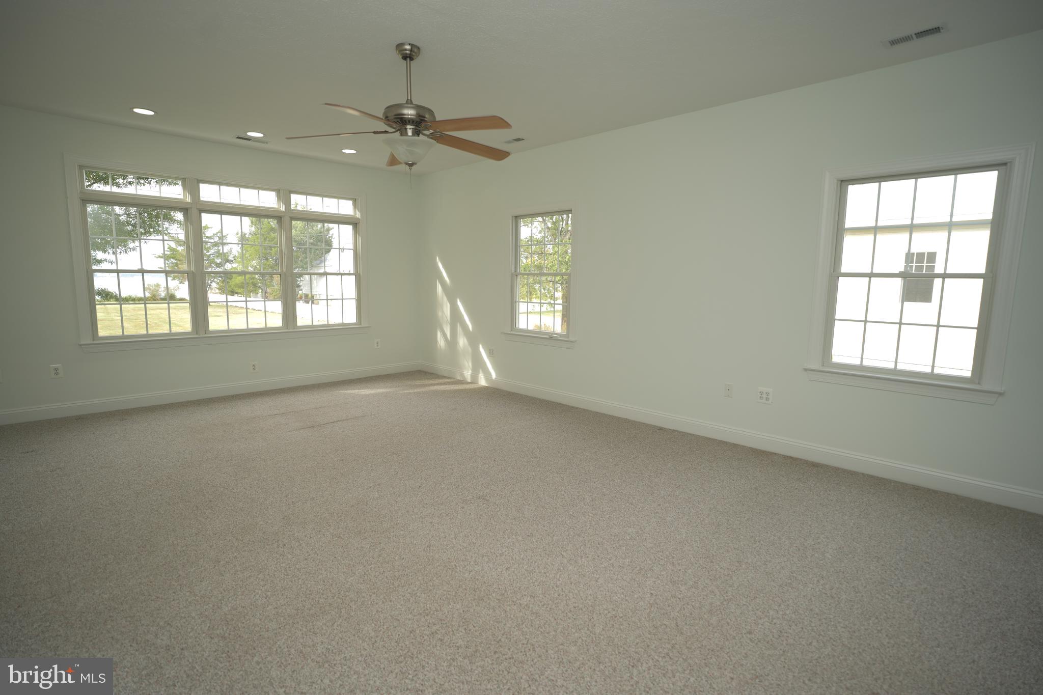 SAINT GEORGE ISLAND - Residential