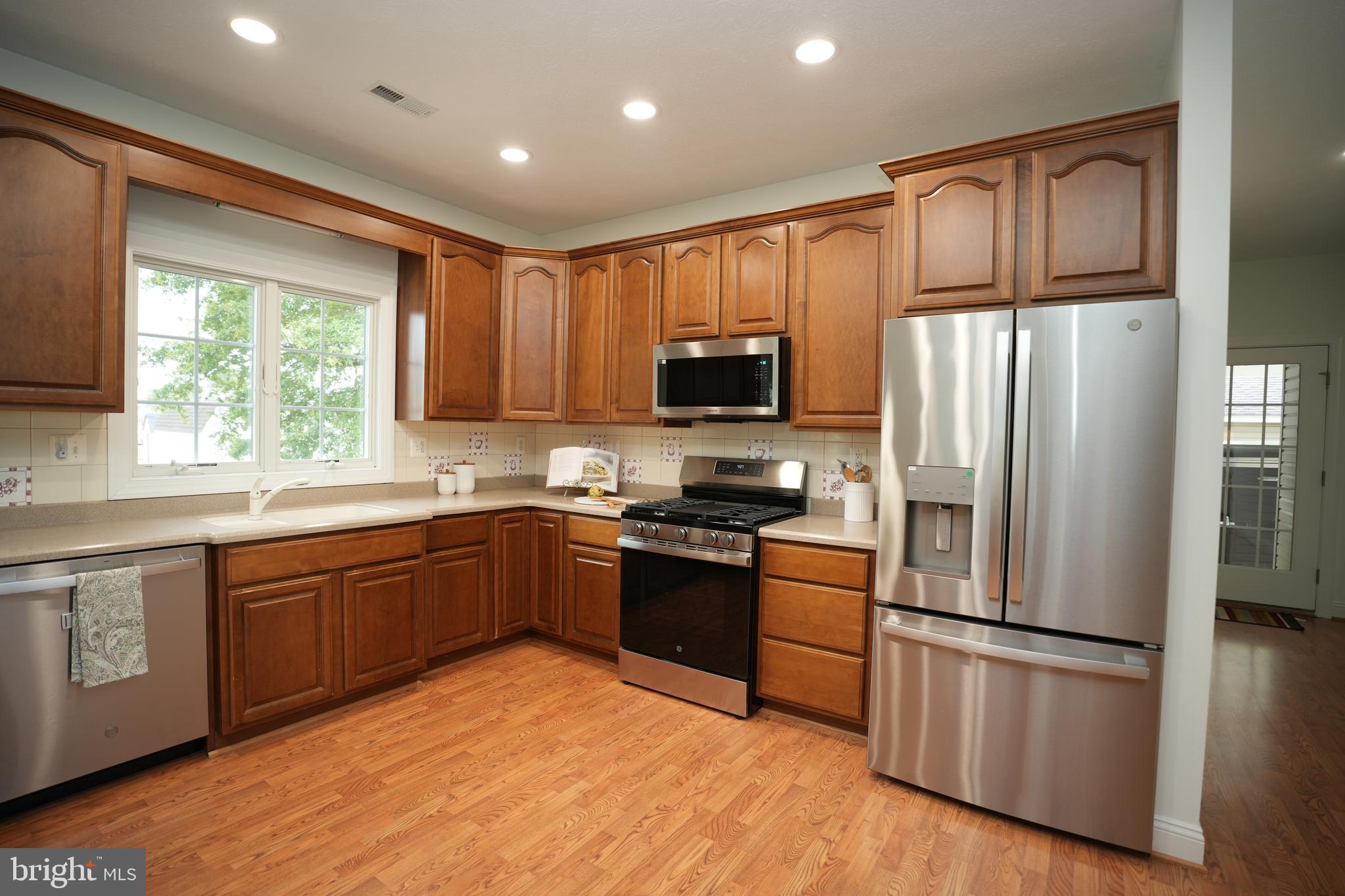 SAINT GEORGE ISLAND - Residential