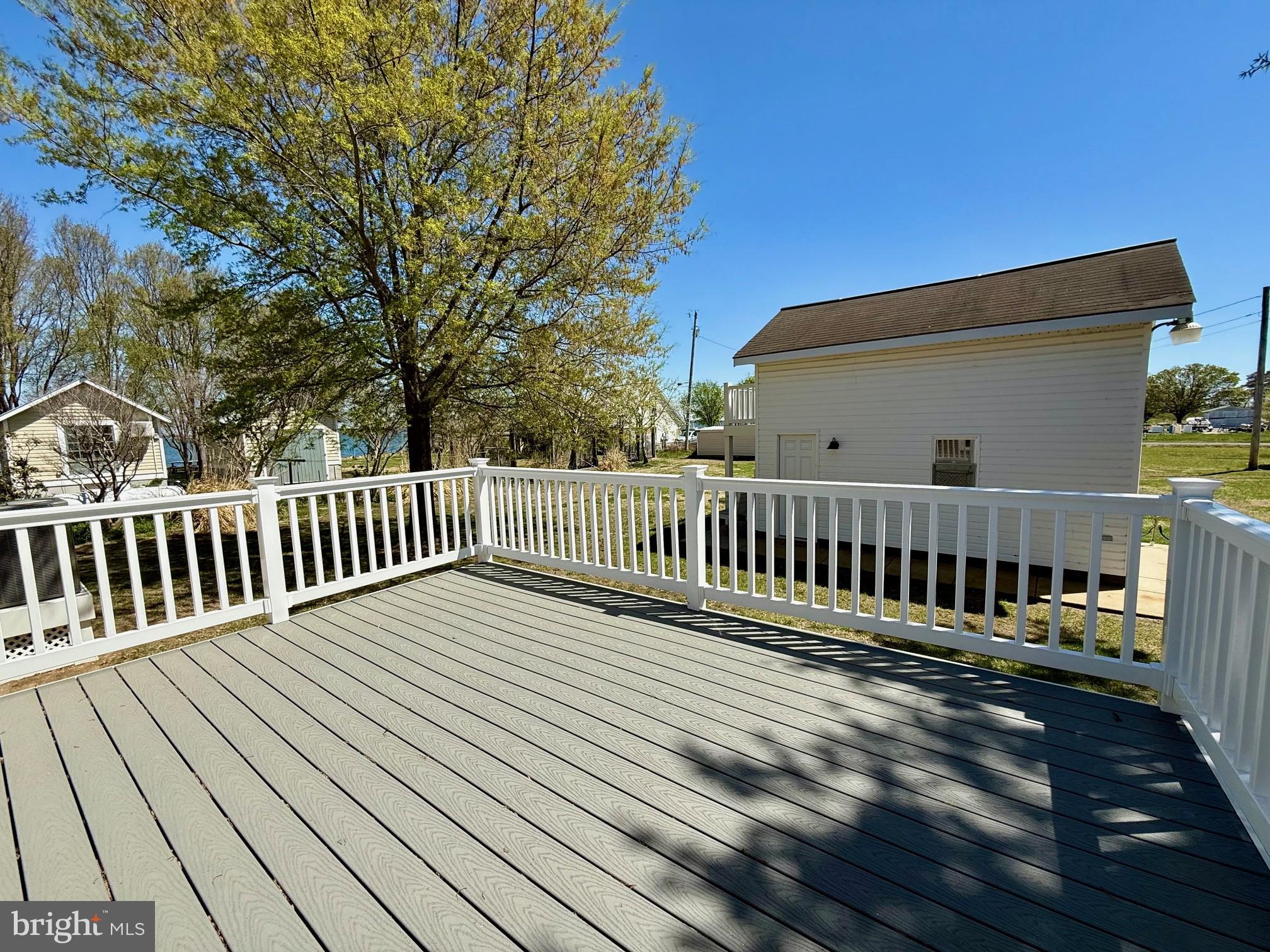 SAINT GEORGE ISLAND - Residential