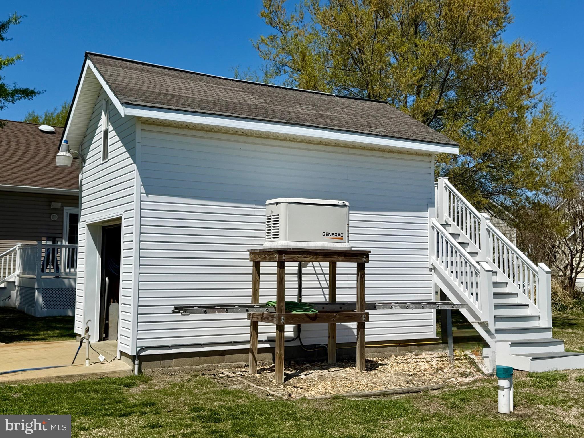 SAINT GEORGE ISLAND - Residential