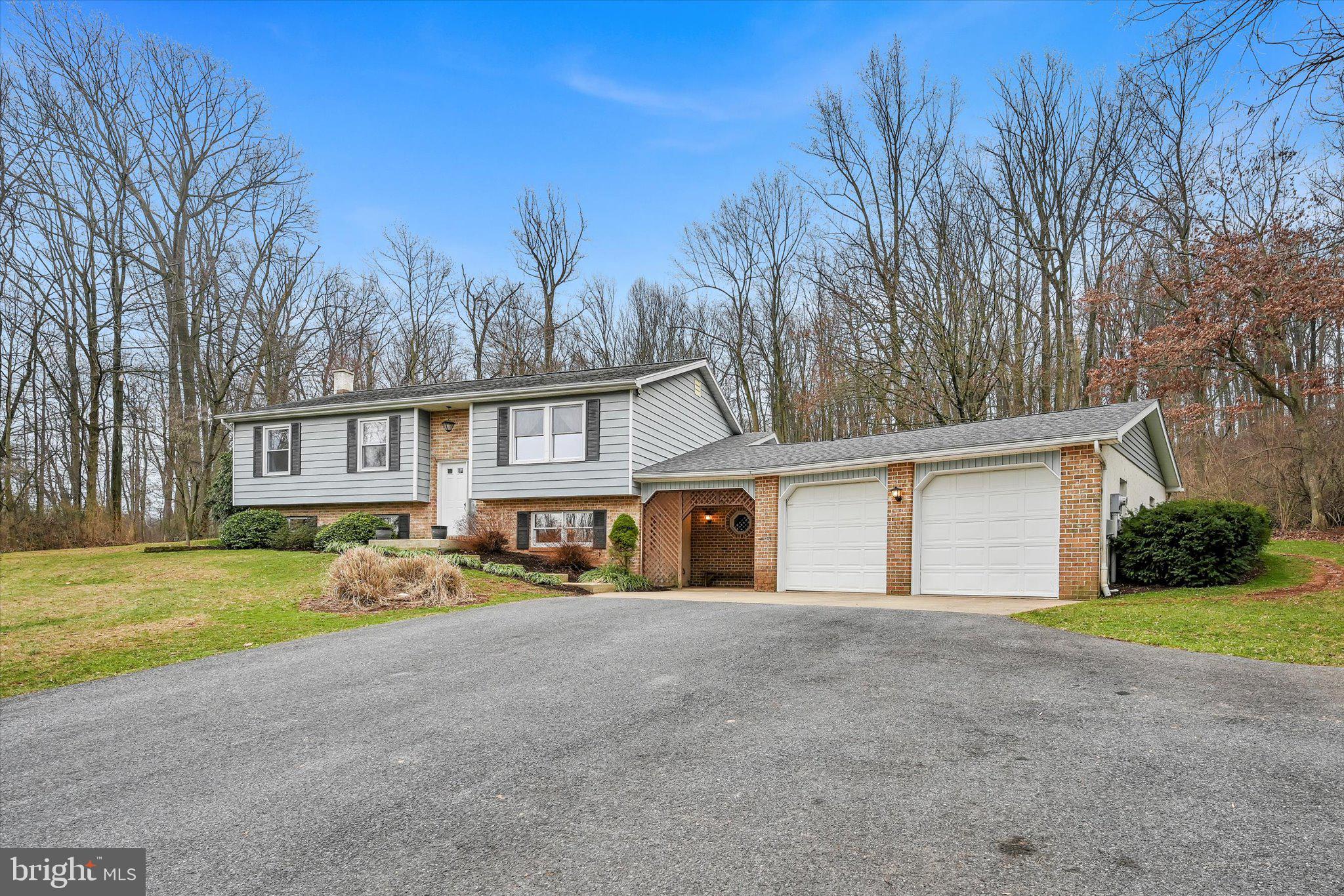 SCHOENECK - Residential