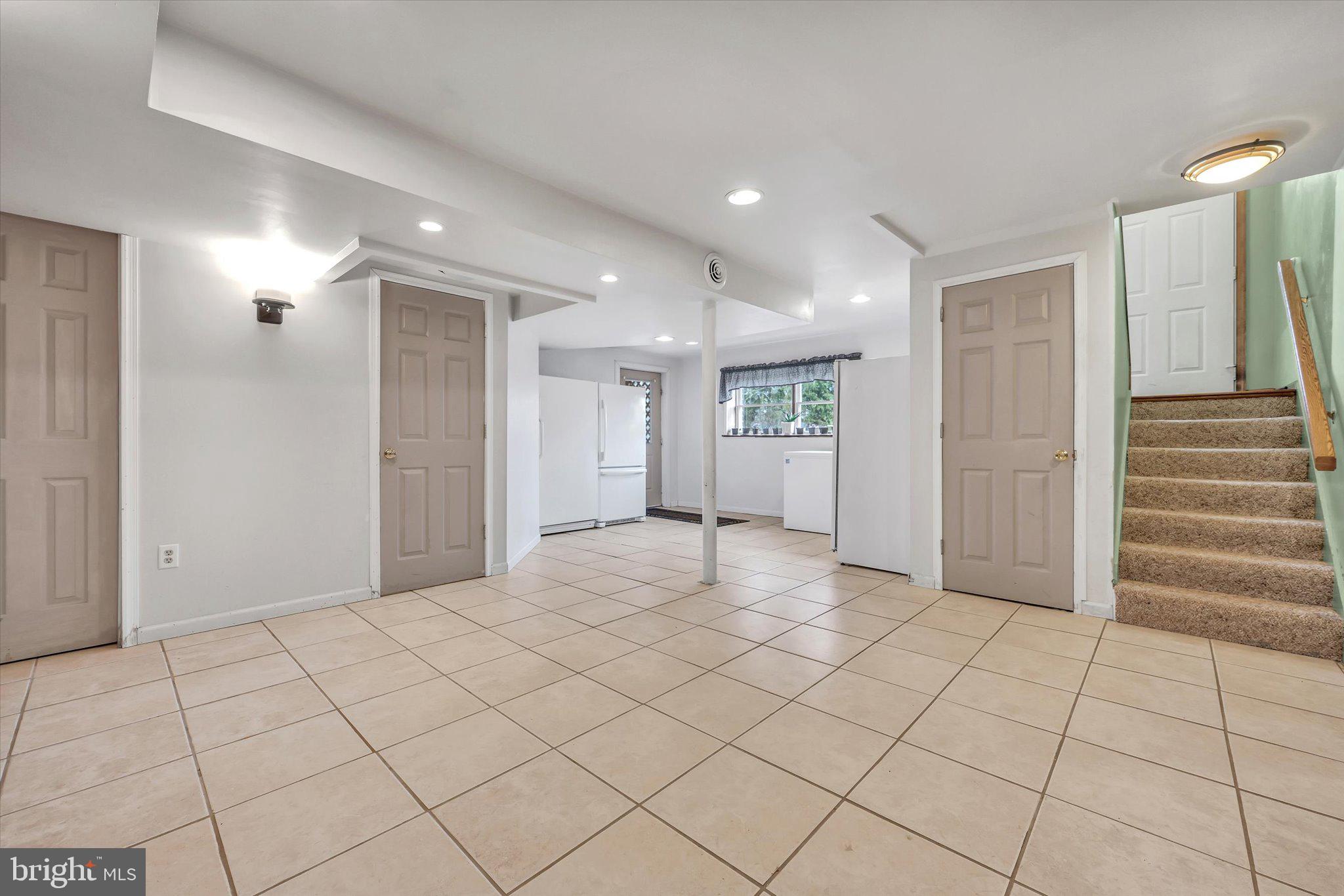 SCHOENECK - Residential