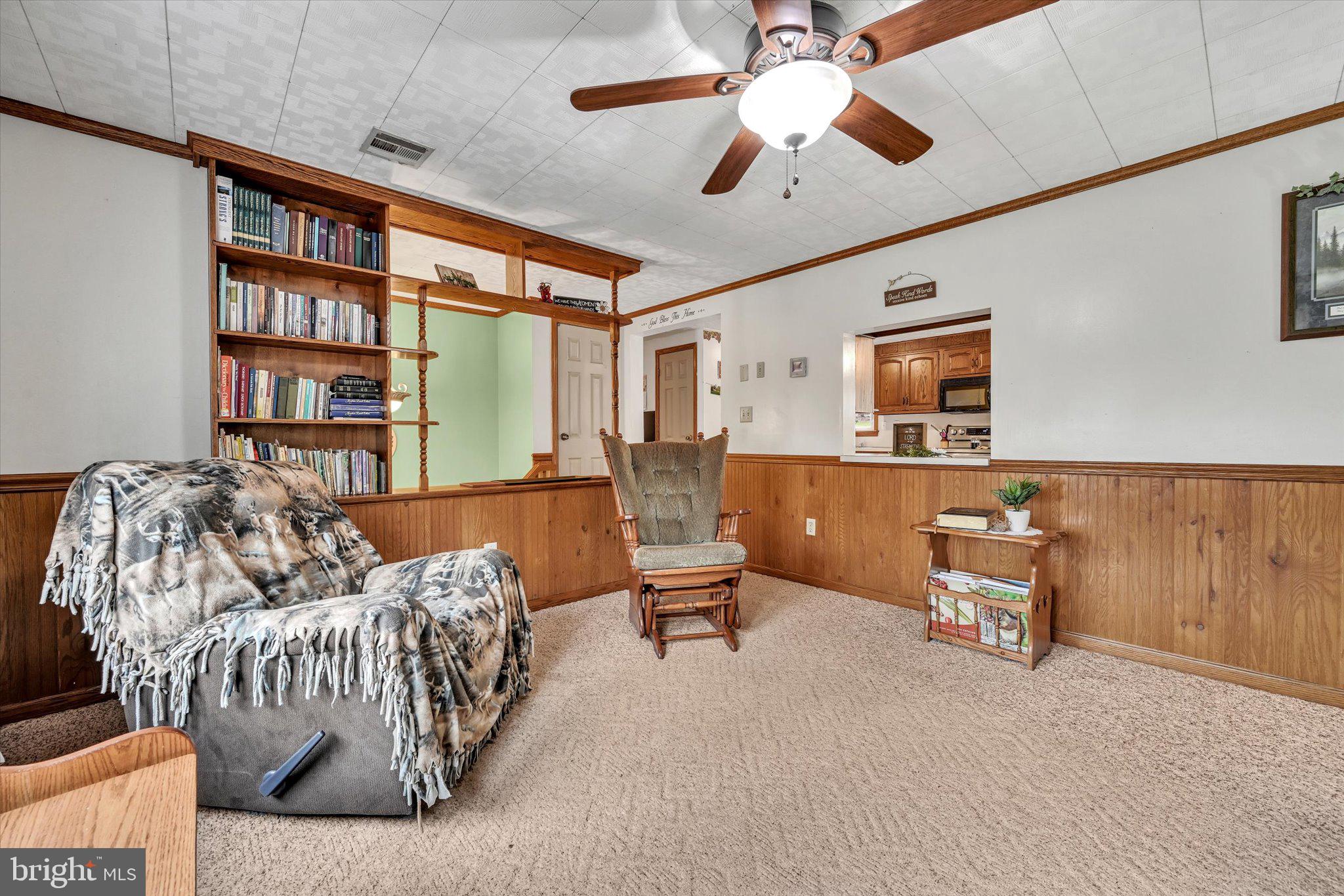 SCHOENECK - Residential