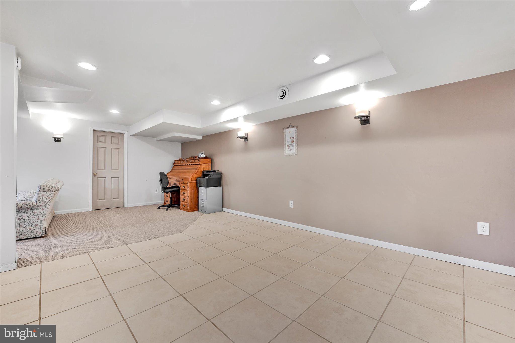 SCHOENECK - Residential