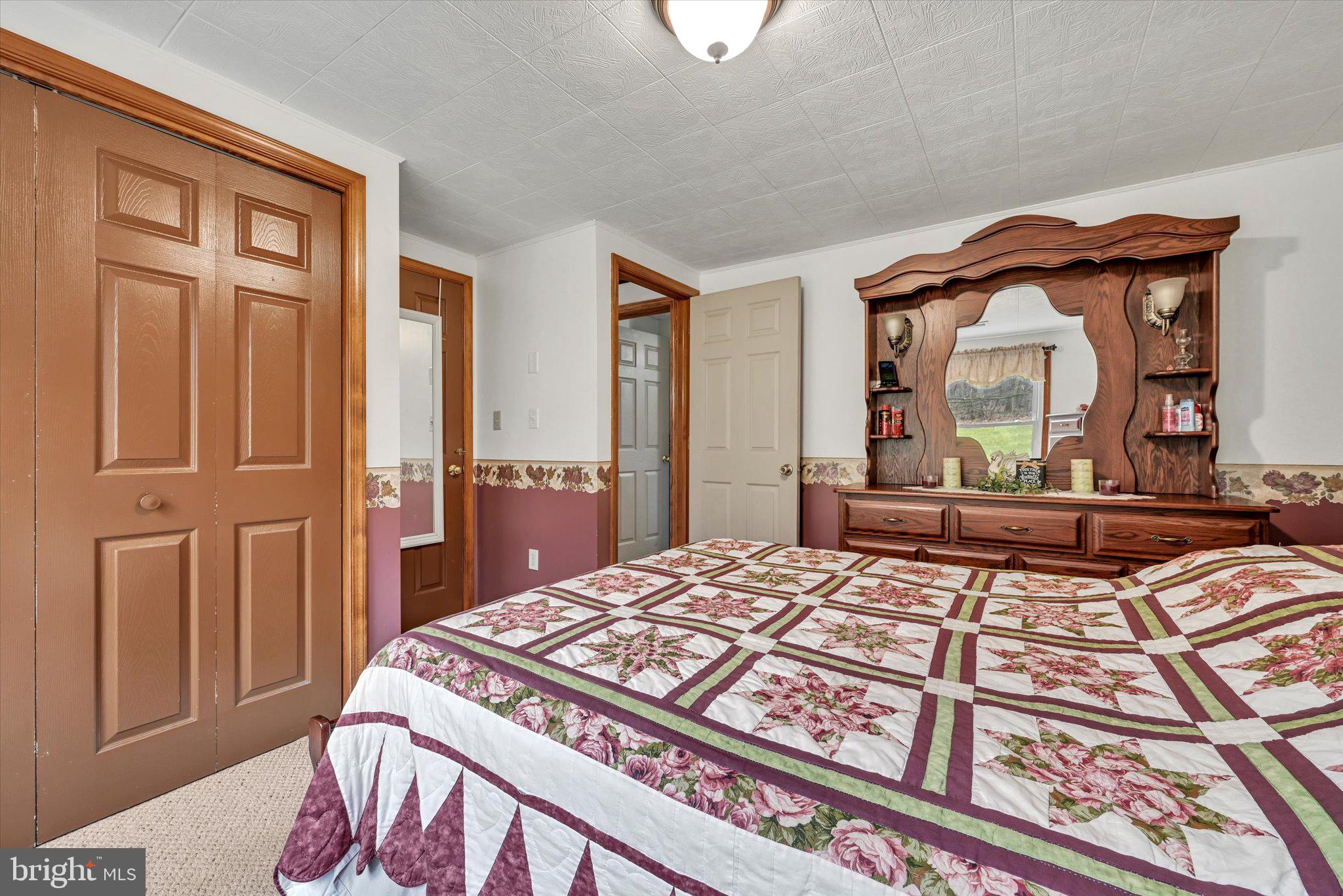 SCHOENECK - Residential