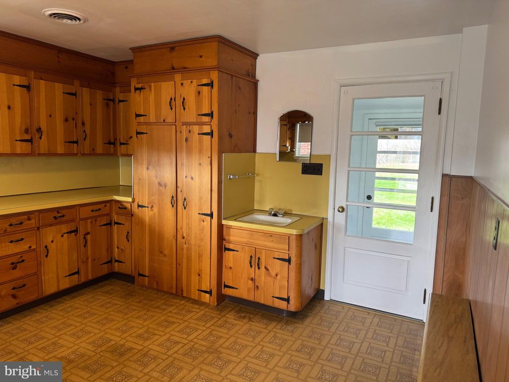 Photo of 1018 Lancaster Pike, QUARRYVILLE, PA 17566 (MLS # PALA2085582)