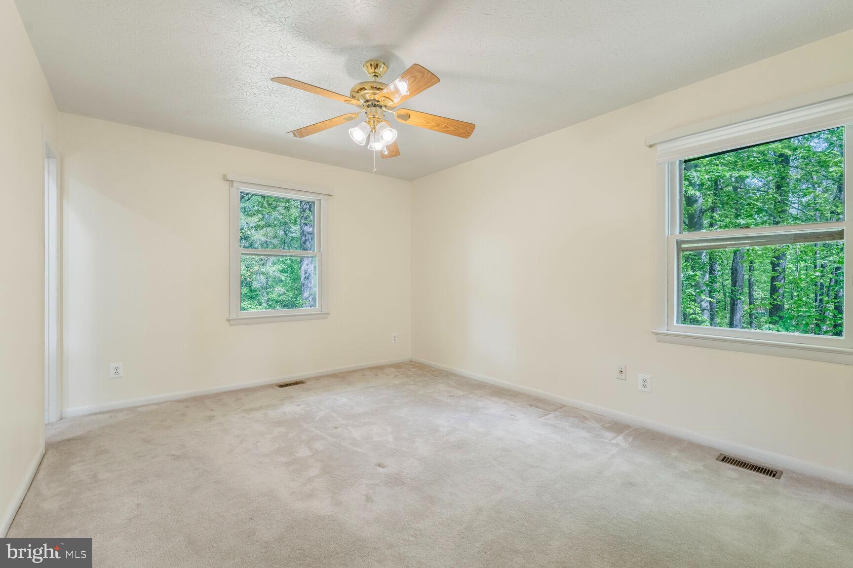 LAKE JACKSON - Residential