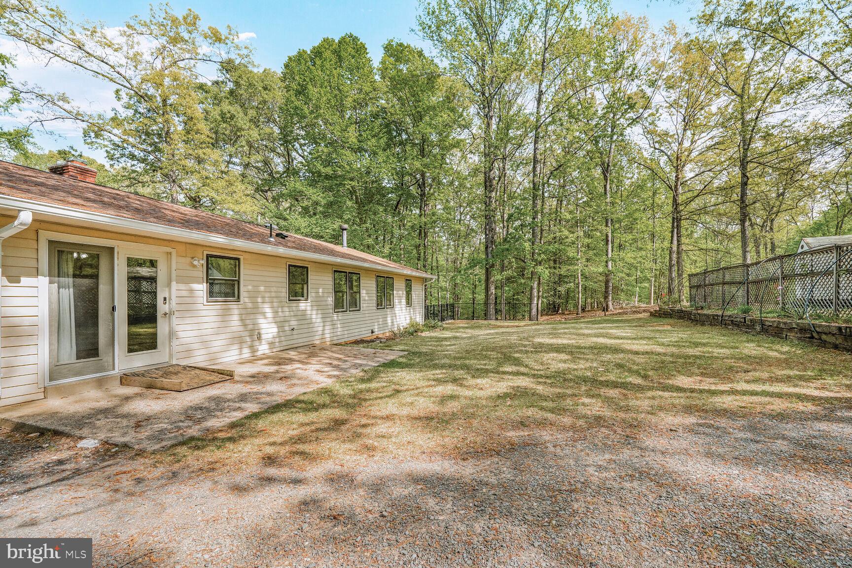 LAKE JACKSON - Residential