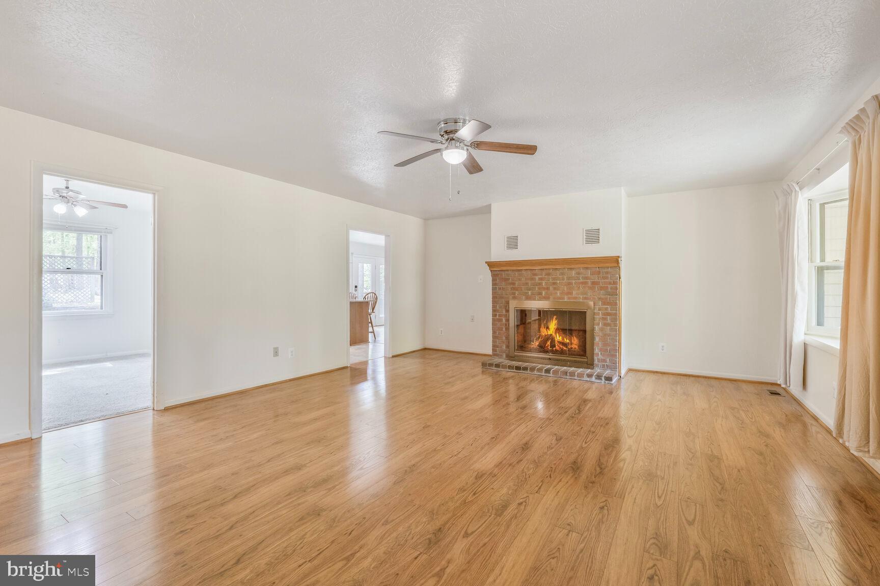 LAKE JACKSON - Residential