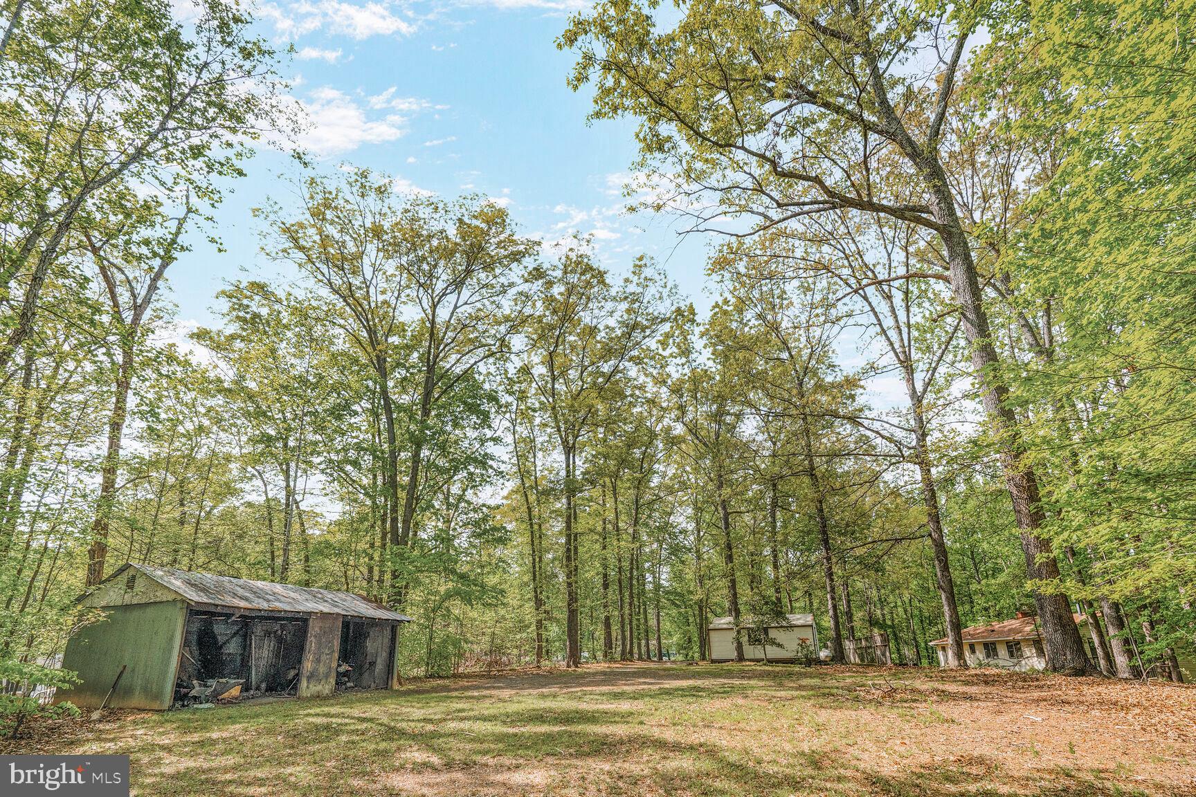 LAKE JACKSON - Residential