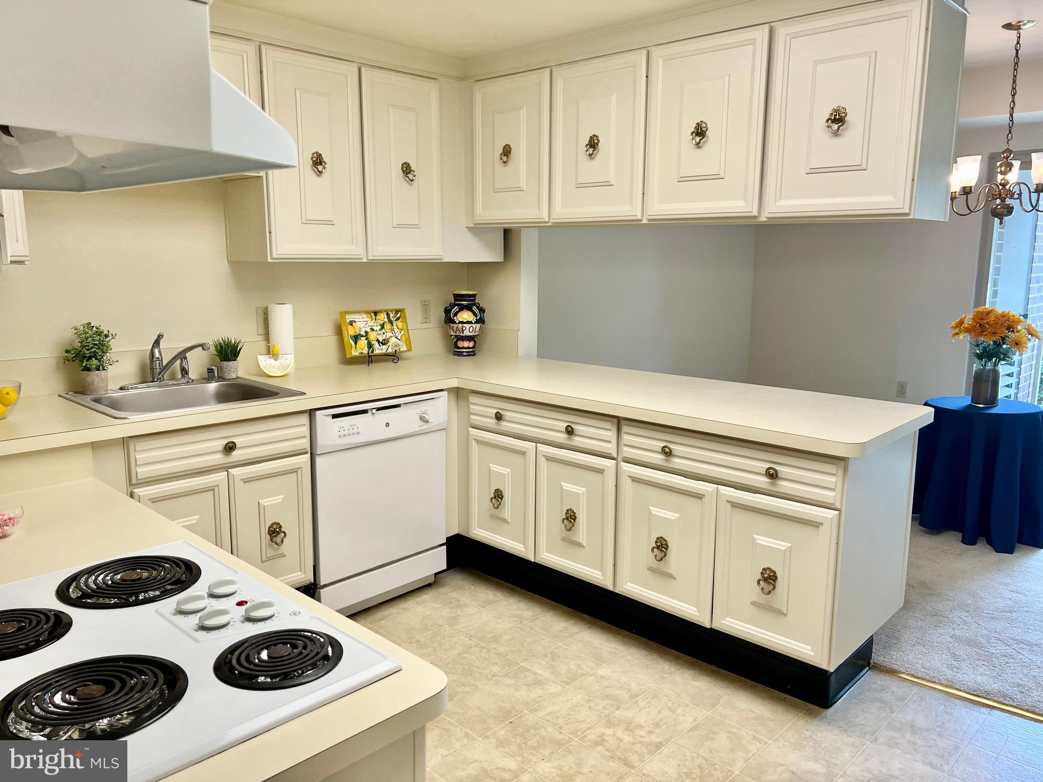 MONTGOMERY MUTUAL COOP - Residential