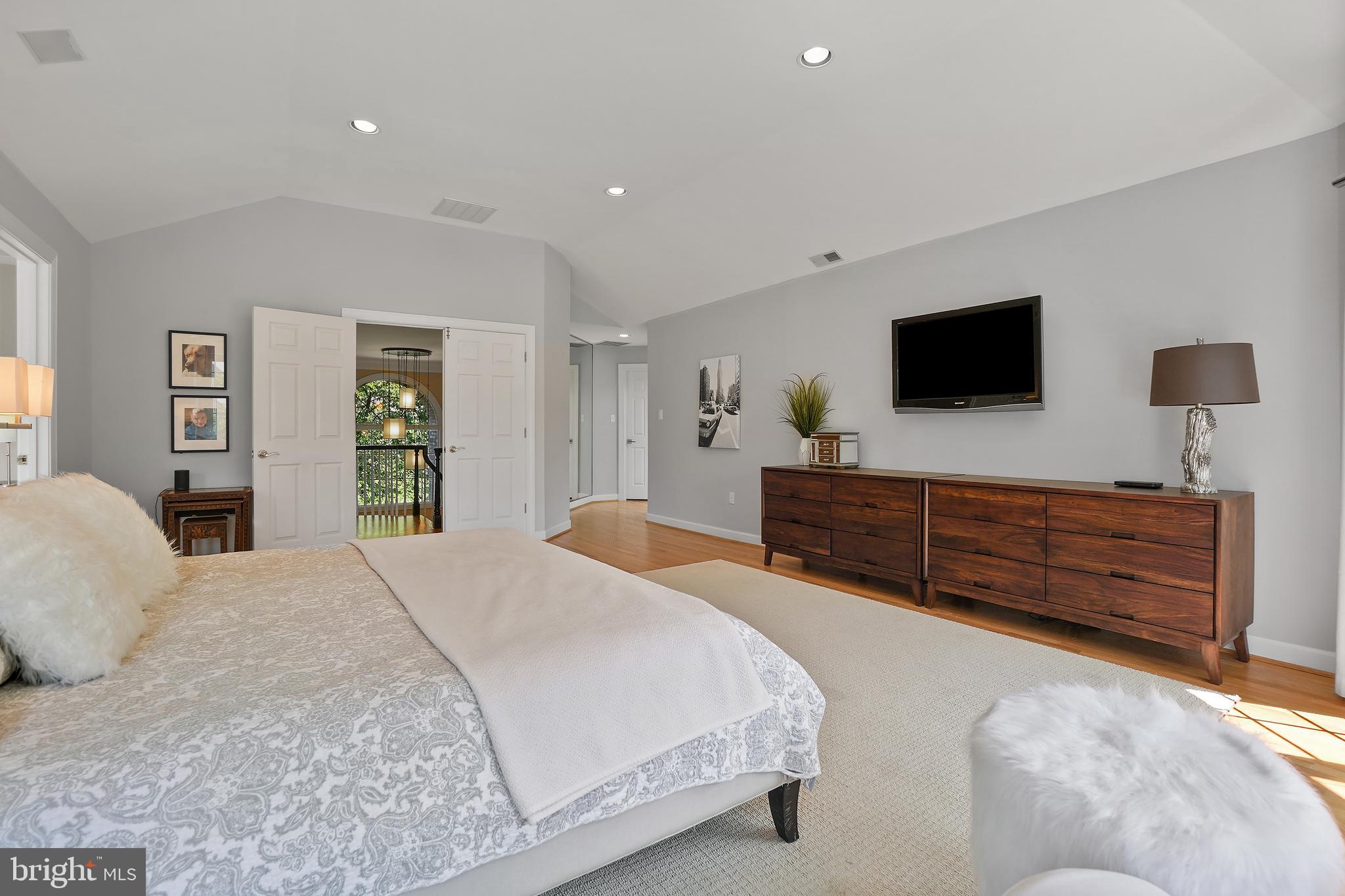 AVENEL - Residential