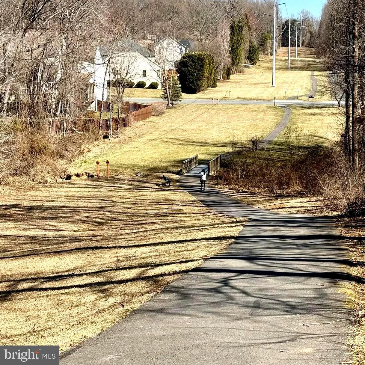Fairfax, Virginia 22030, United States, 5 Bedrooms Bedrooms, ,4 BathroomsBathrooms,Residential,Contingent,82954
