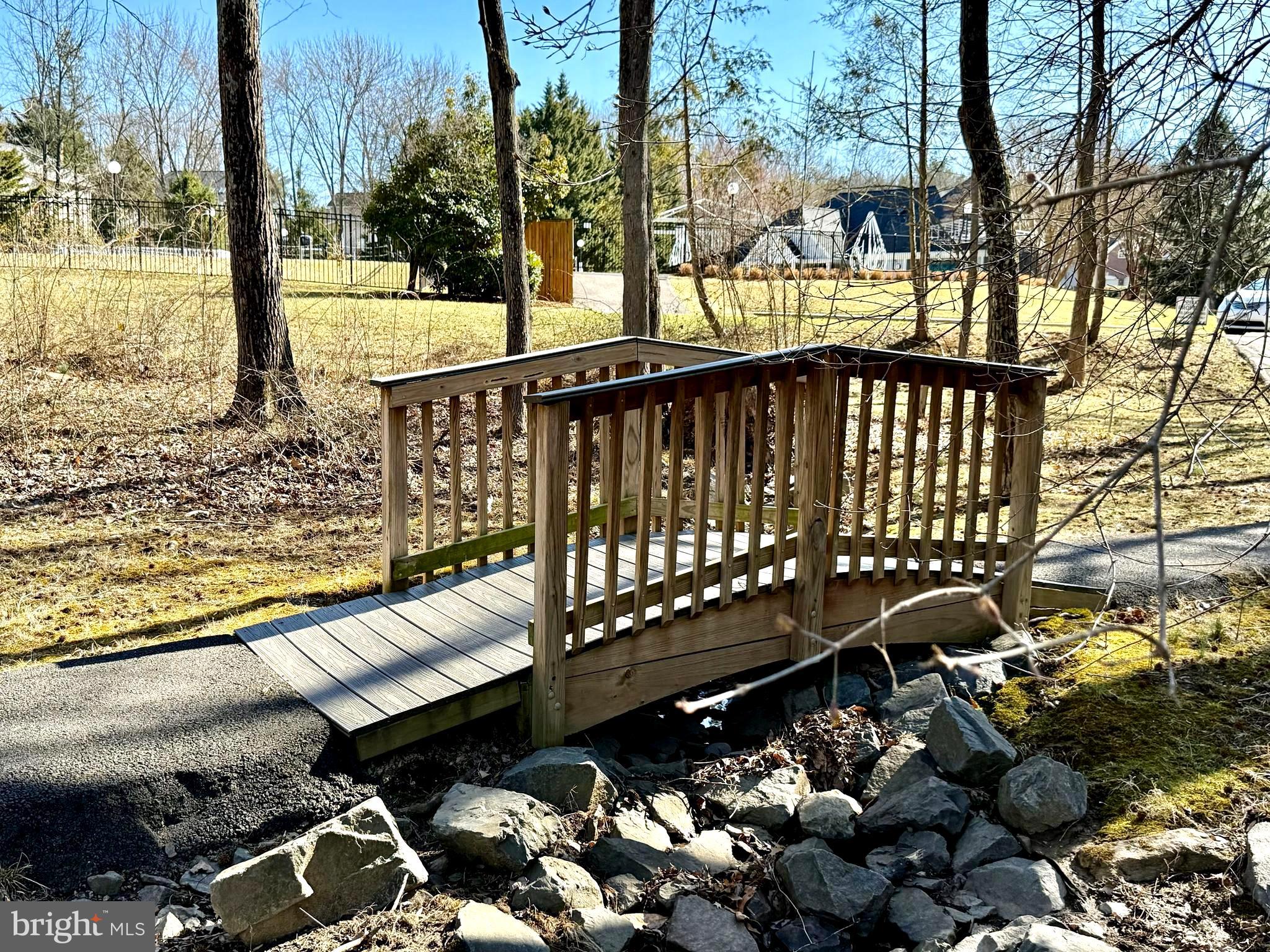 HAMPTON FOREST - Residential