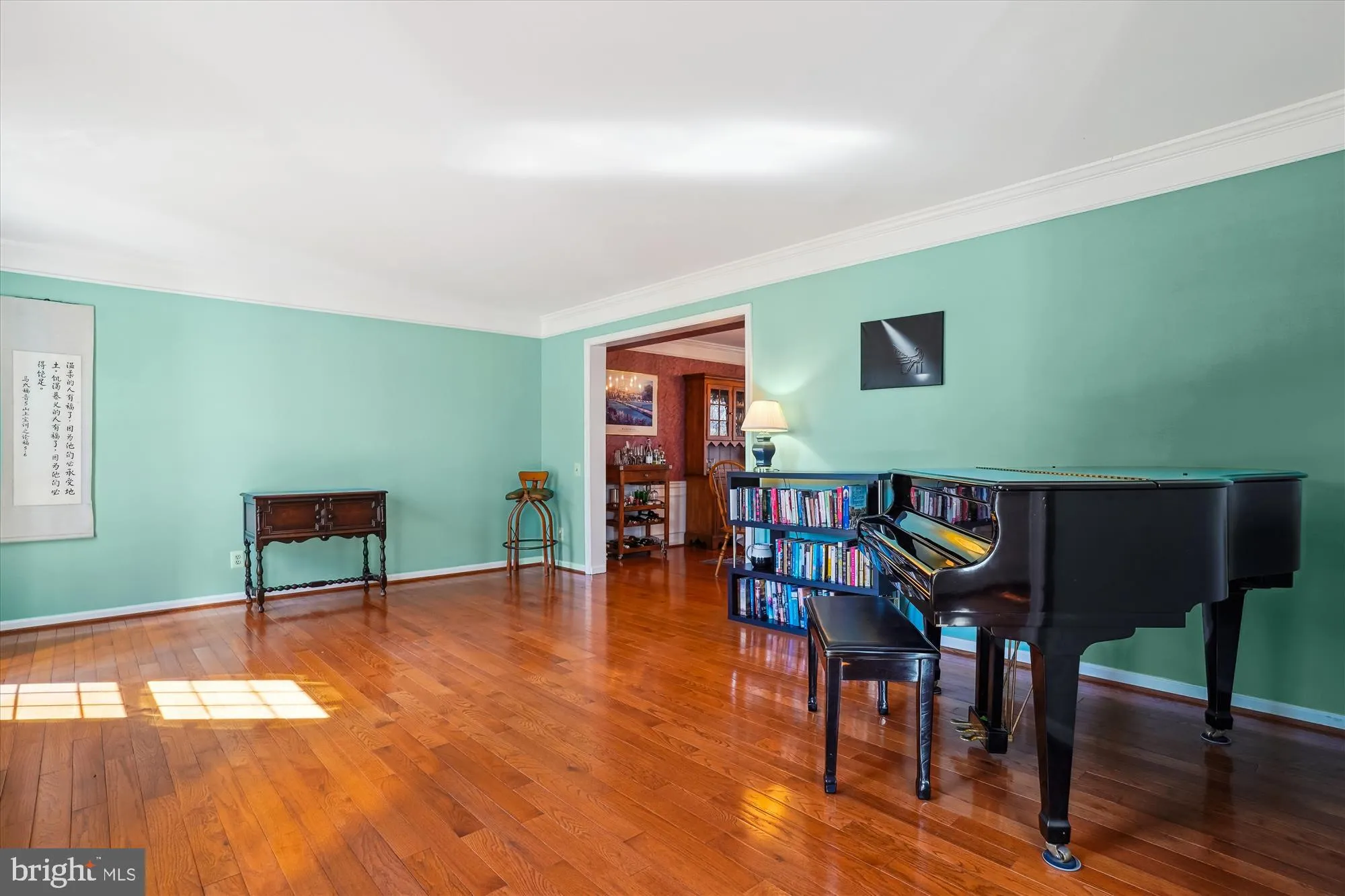 Fairfax, Virginia 22030, United States, 5 Bedrooms Bedrooms, ,4 BathroomsBathrooms,Residential,Contingent,82954