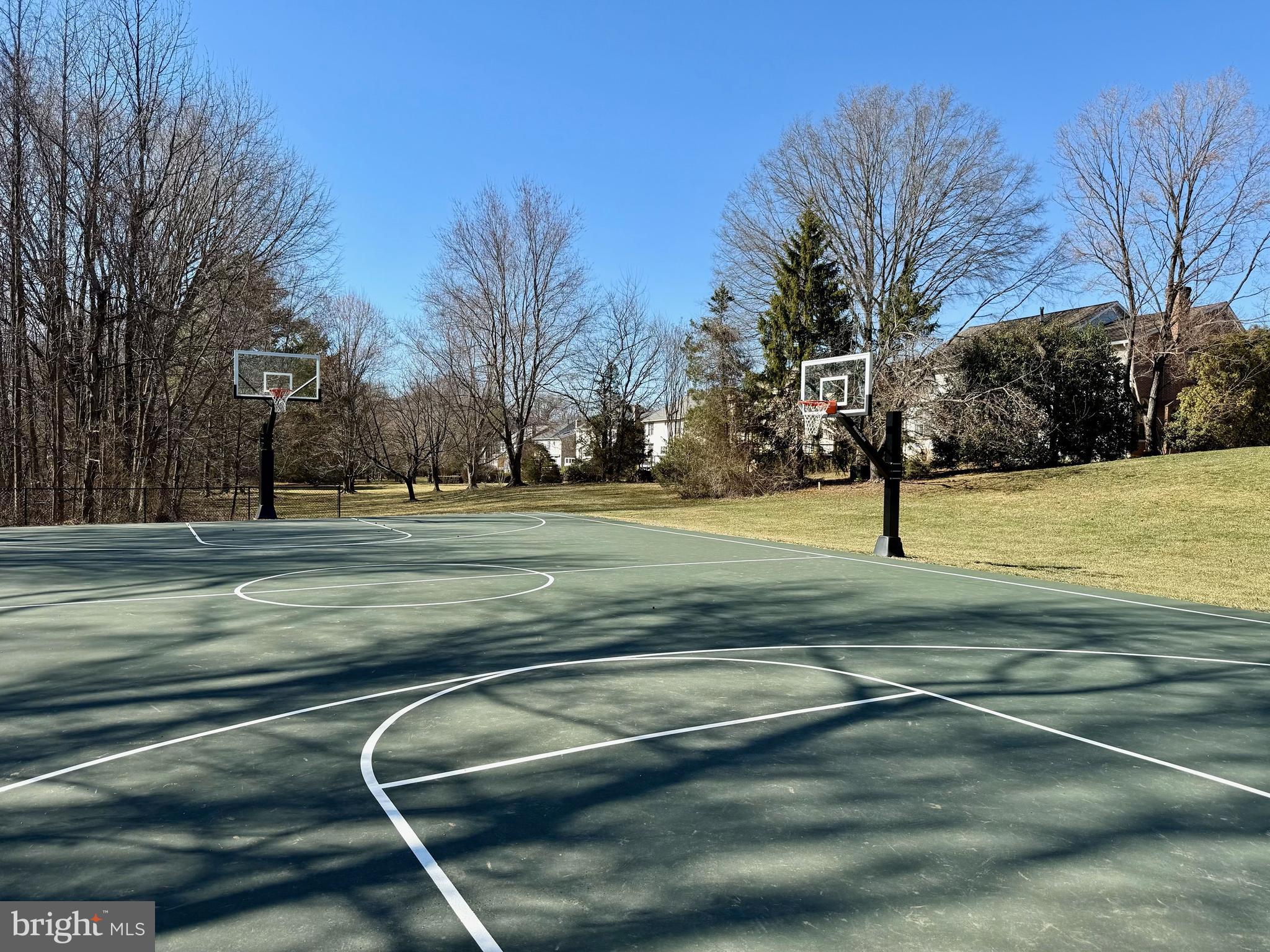 HAMPTON FOREST - Residential