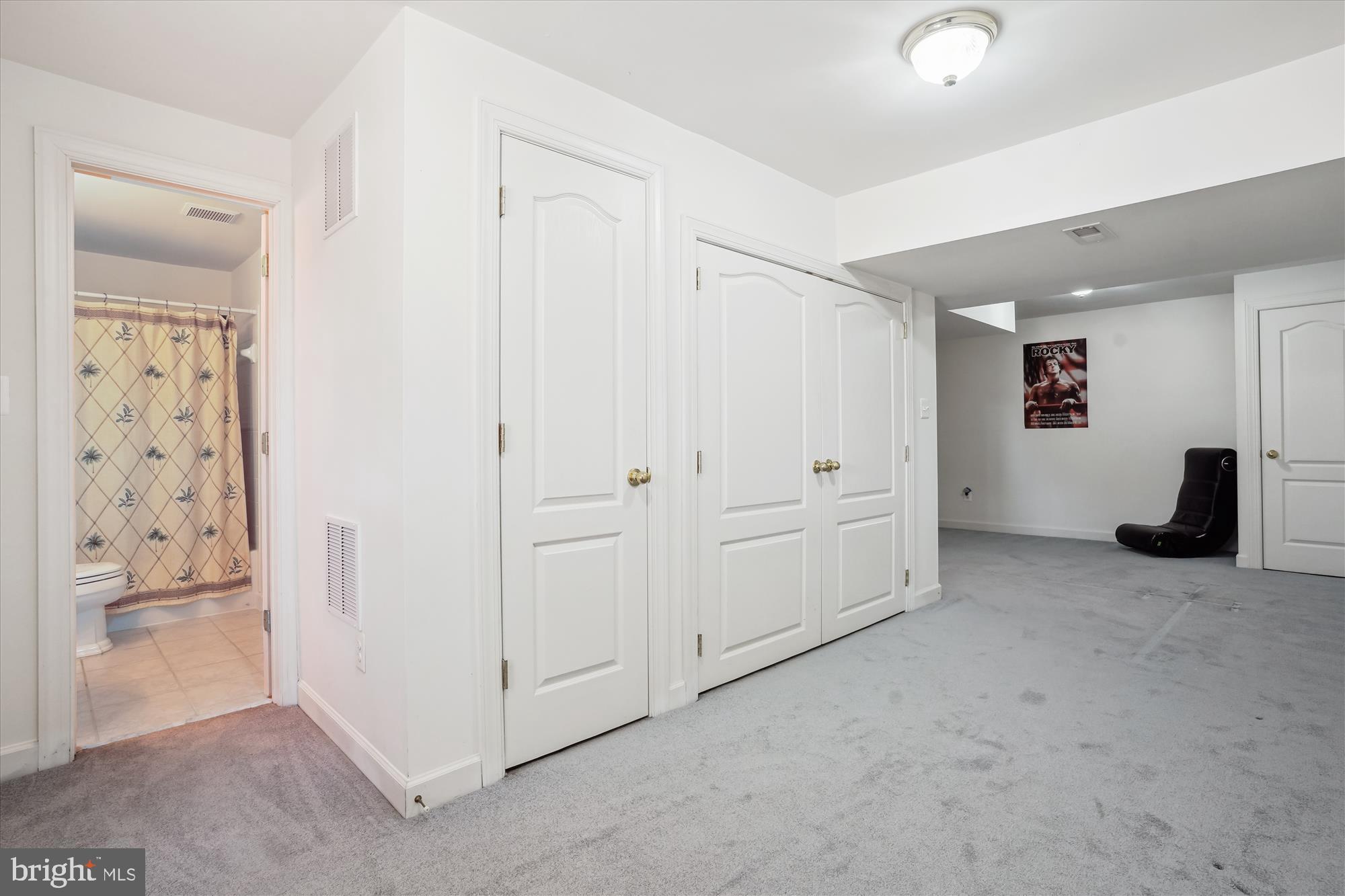 HAMPTON FOREST - Residential