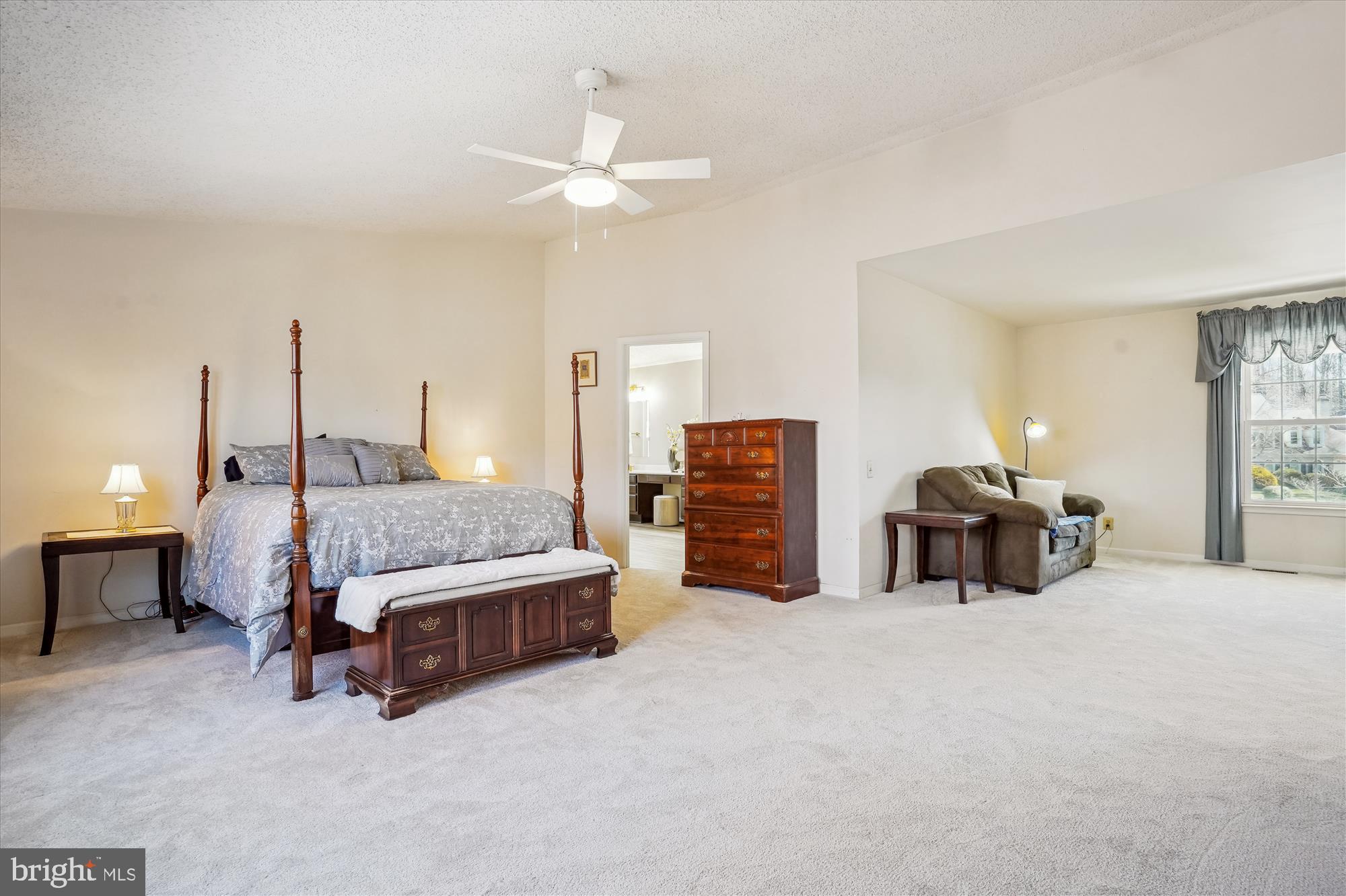 HAMPTON FOREST - Residential