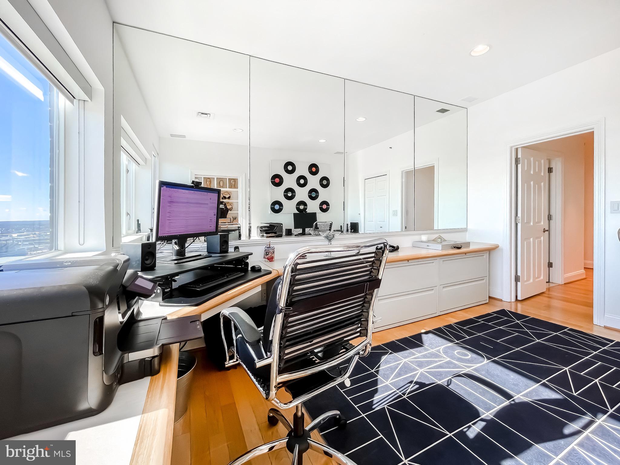 INNER HARBOR - Residential