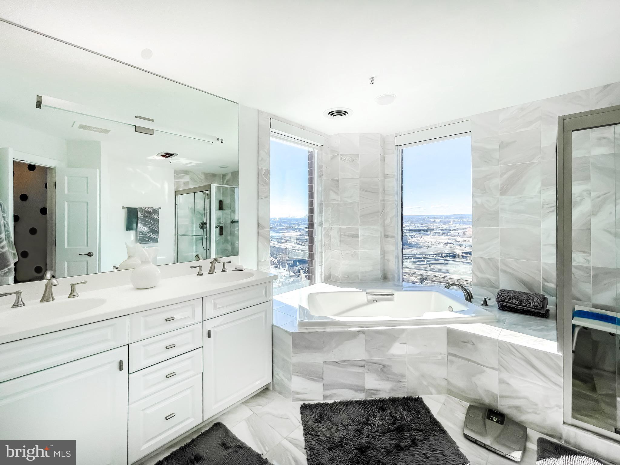 INNER HARBOR - Residential