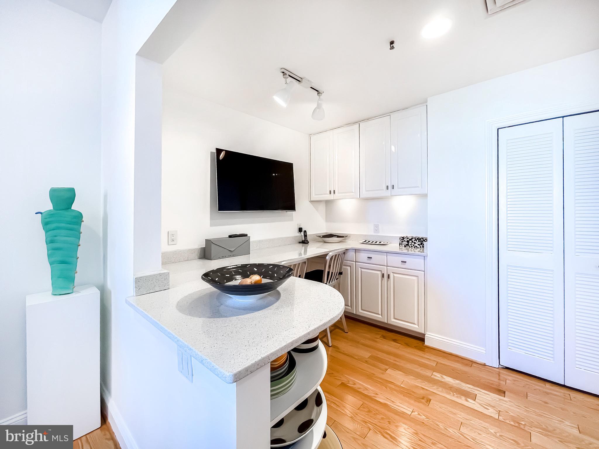 INNER HARBOR - Residential